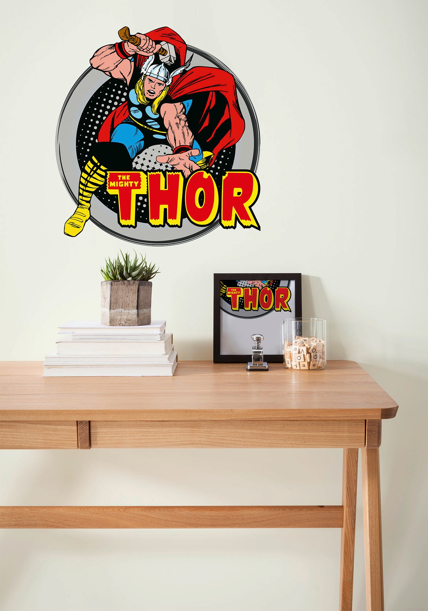 Komar Wandtattoo »Thor Comic Classic - Größe 50 x 70 cm«, (1 St.), selbstklebend, Wandsticker, Kinderzimmer