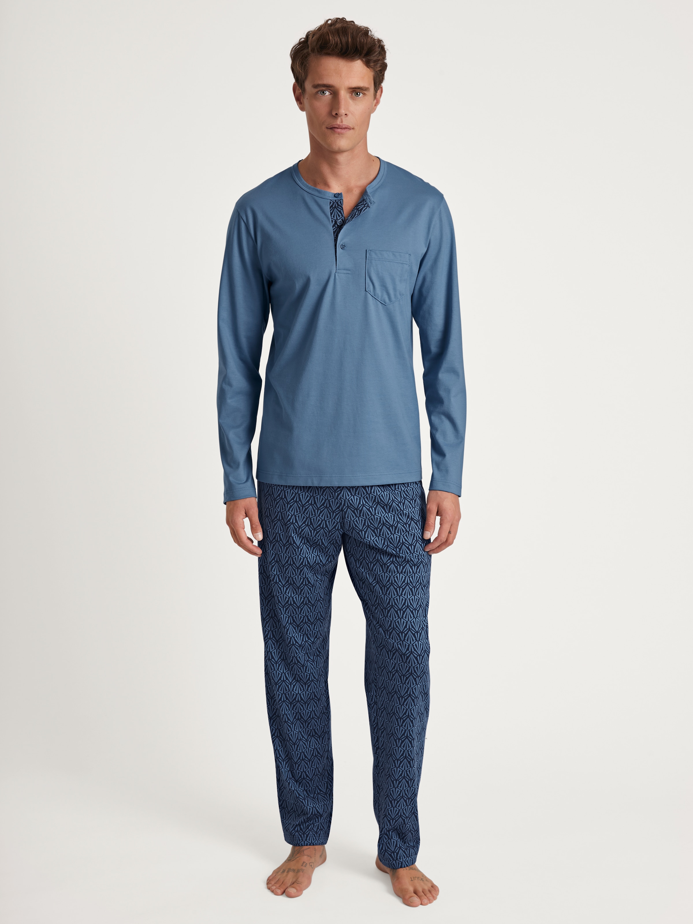 CALIDA Pyjama "Relax Imprint 2" 2 Stk. tlg., mit aufgesetzer Brusttasche günstig online kaufen
