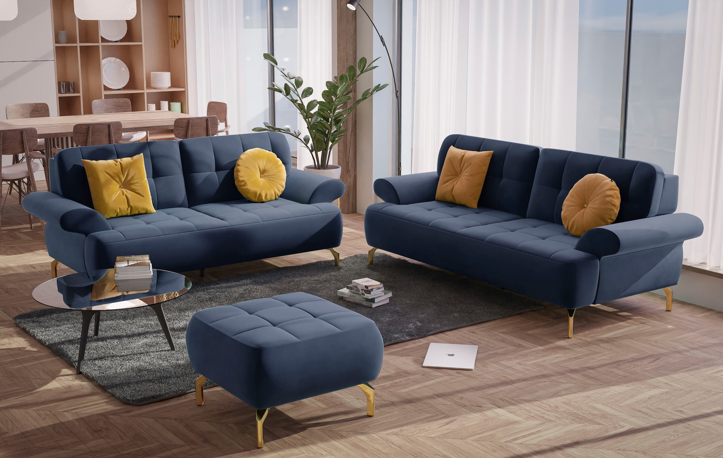 sit&more 2,5-Sitzer »Orient 1«, inkl. 2 Zierkissen mit Strass-Stein, goldfarbene Metallfüße