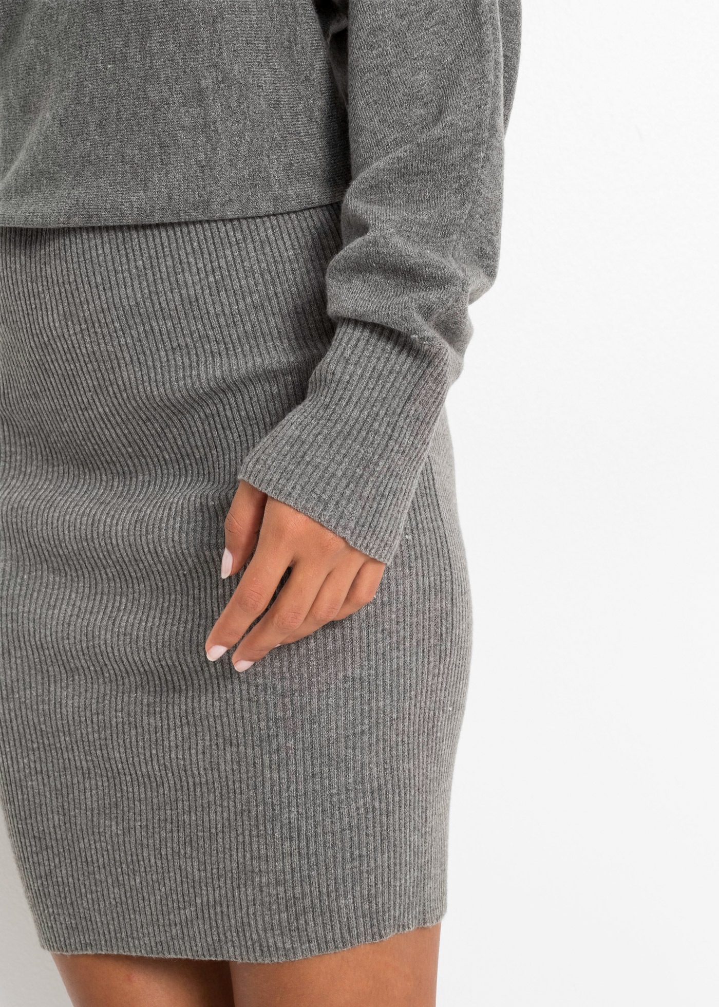 Thumbnail - bonprix Strickkleid mit Rollkragen, aus Viskose, Polyamid und Polyester