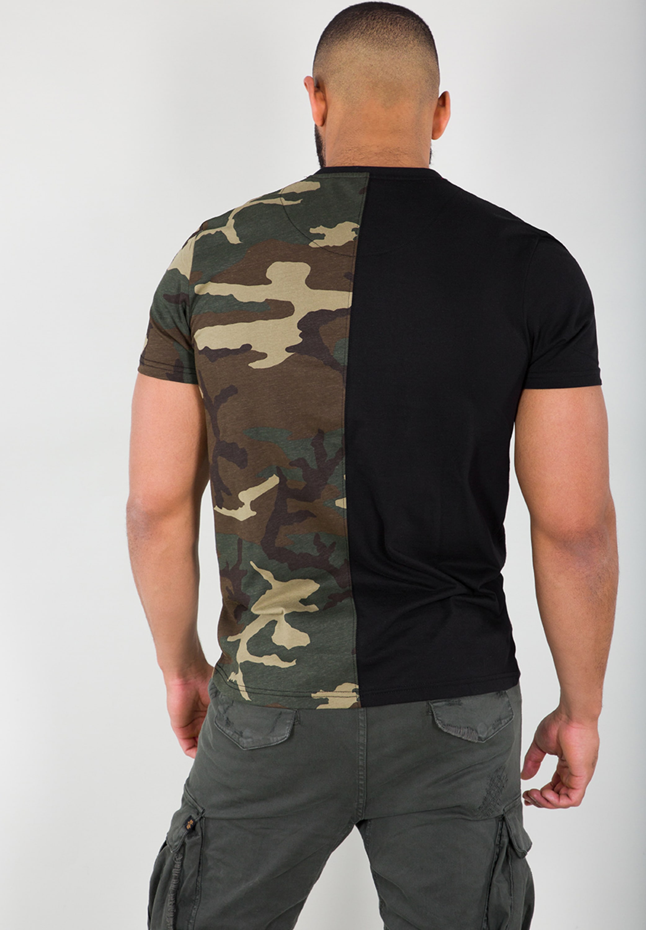 Alpha Industries T-Shirt »ALPHA INDUSTRIES Men - T-Shirts Camo Half T«