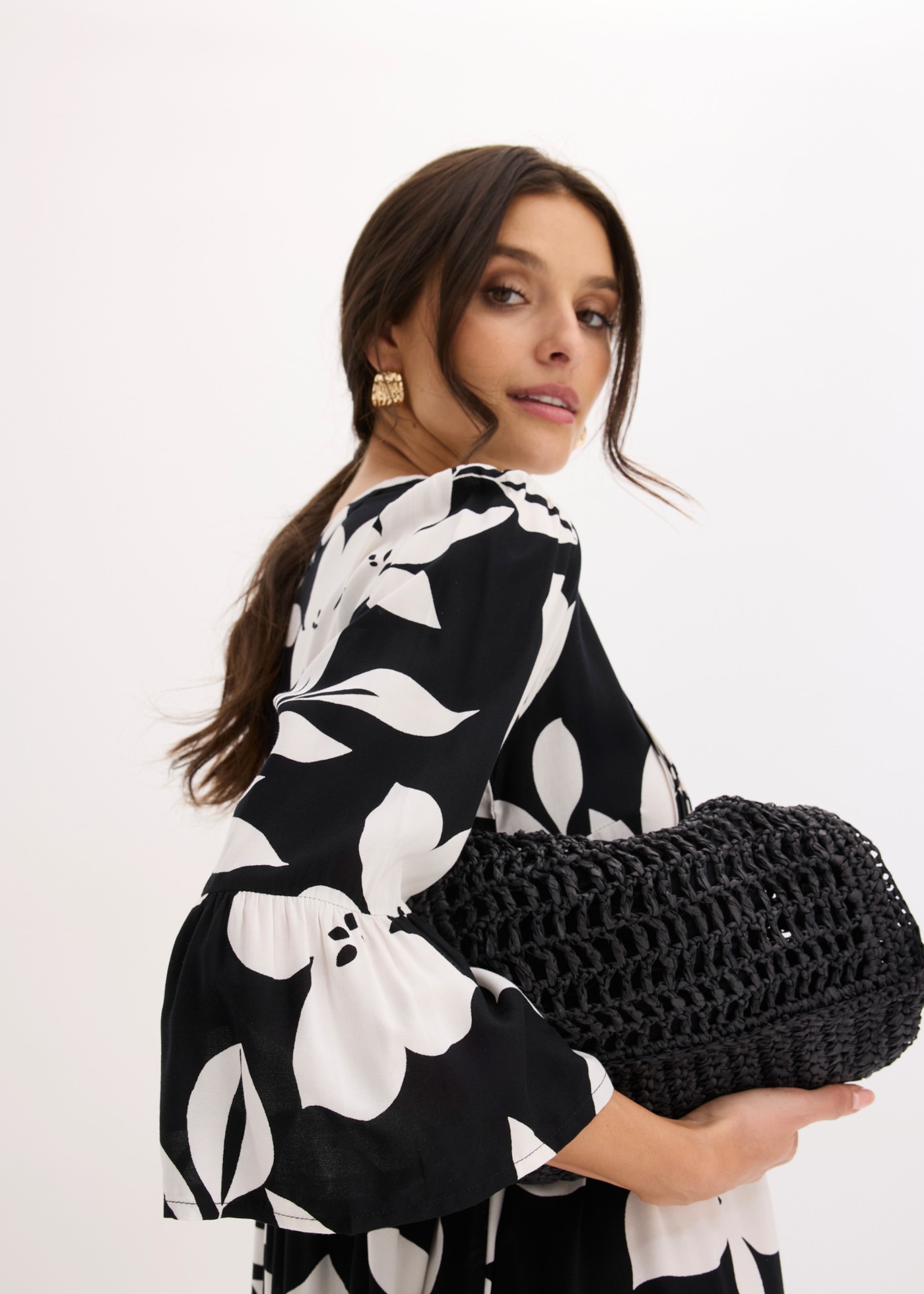 bonprix Maxikleid »Maxikleid aus fließender Viskose« für modischen Auftritt, aus Viskose, A-Linie, 3/4-Ärmel