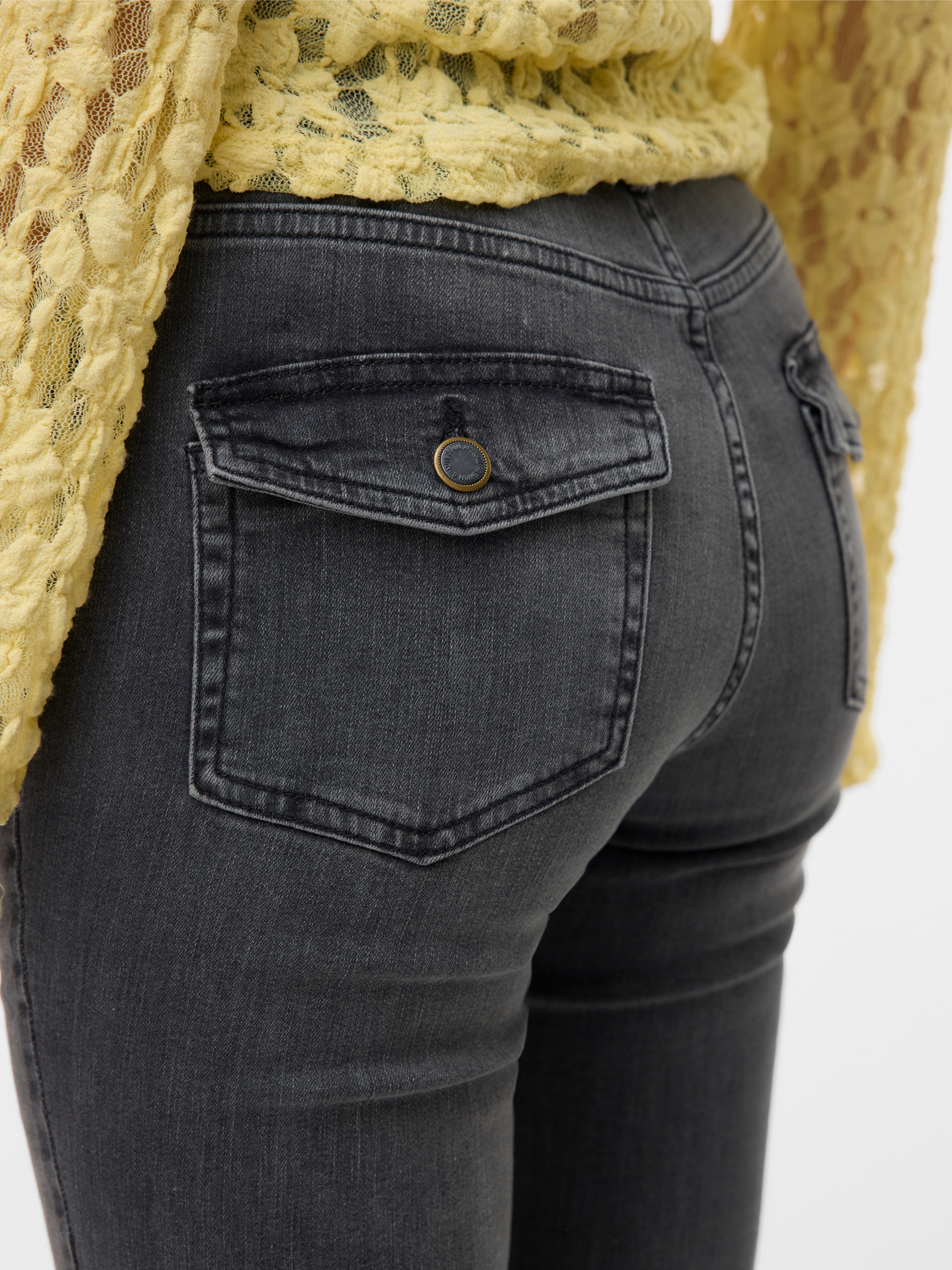 Thumbnail - Vero Moda Bootcut-Jeans "VMFLASH MR FLARED POCKET JNS RA225 NOOS" Baumwollmischung mit Stretch, regular waist, bootcut f...