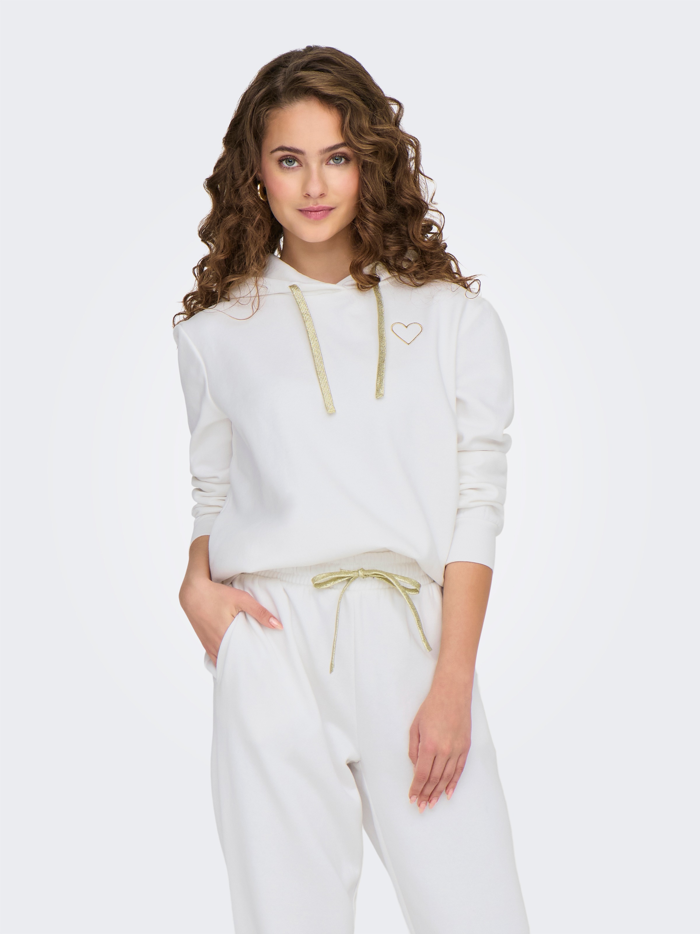 ONLY Kapuzensweatshirt "ONLNOLI L/S HEART HOOD SWT NOOS", Baumwollmischung, günstig online kaufen