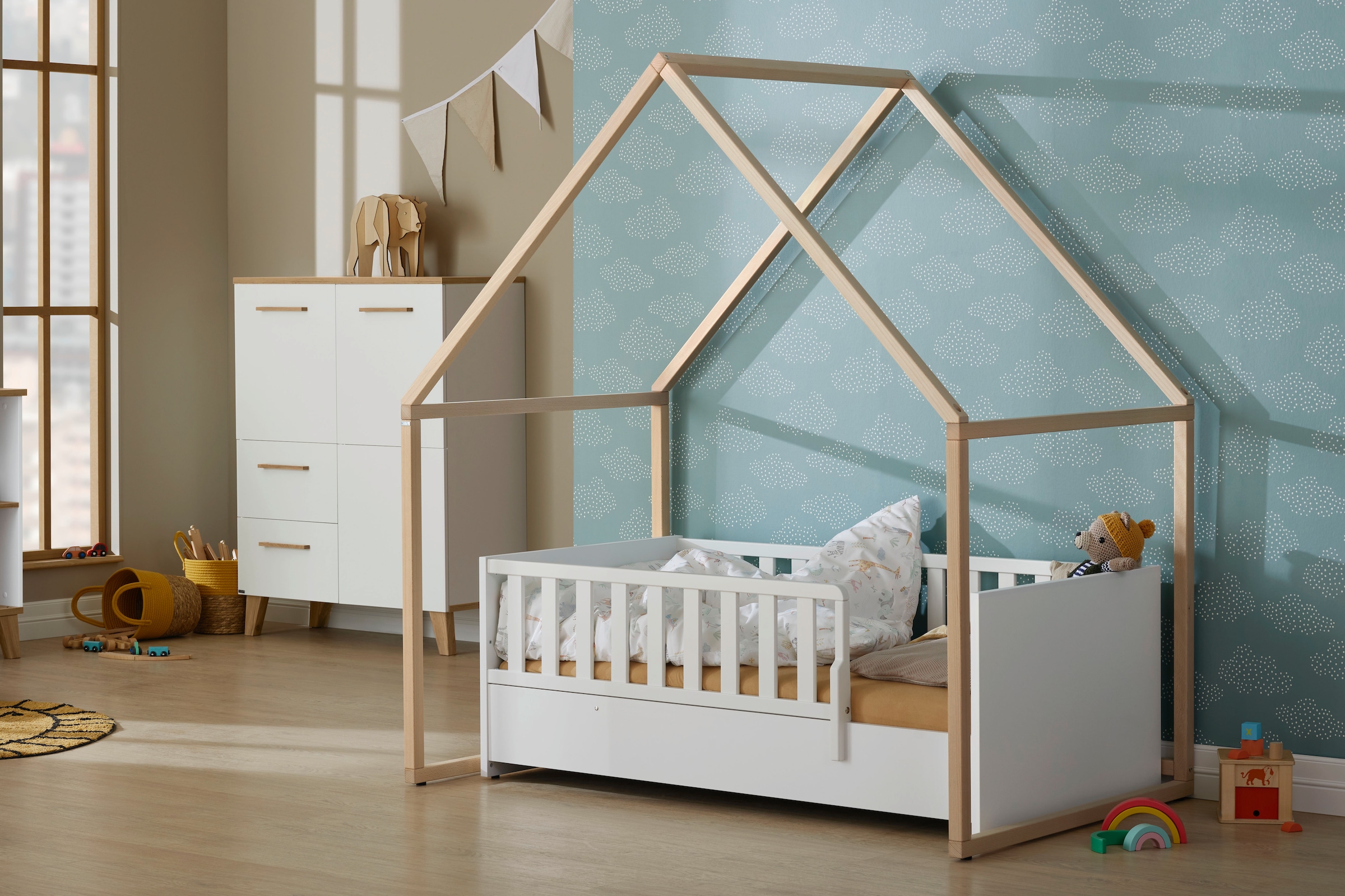 PAIDI Hausbett »Little House aus Buche Massivholz, pflegeleicht, langlebig« B/H/T ca. 158/170/97cm,  Vielseitig nutzbar - Spielhaus, Leseecke, Kaufladen