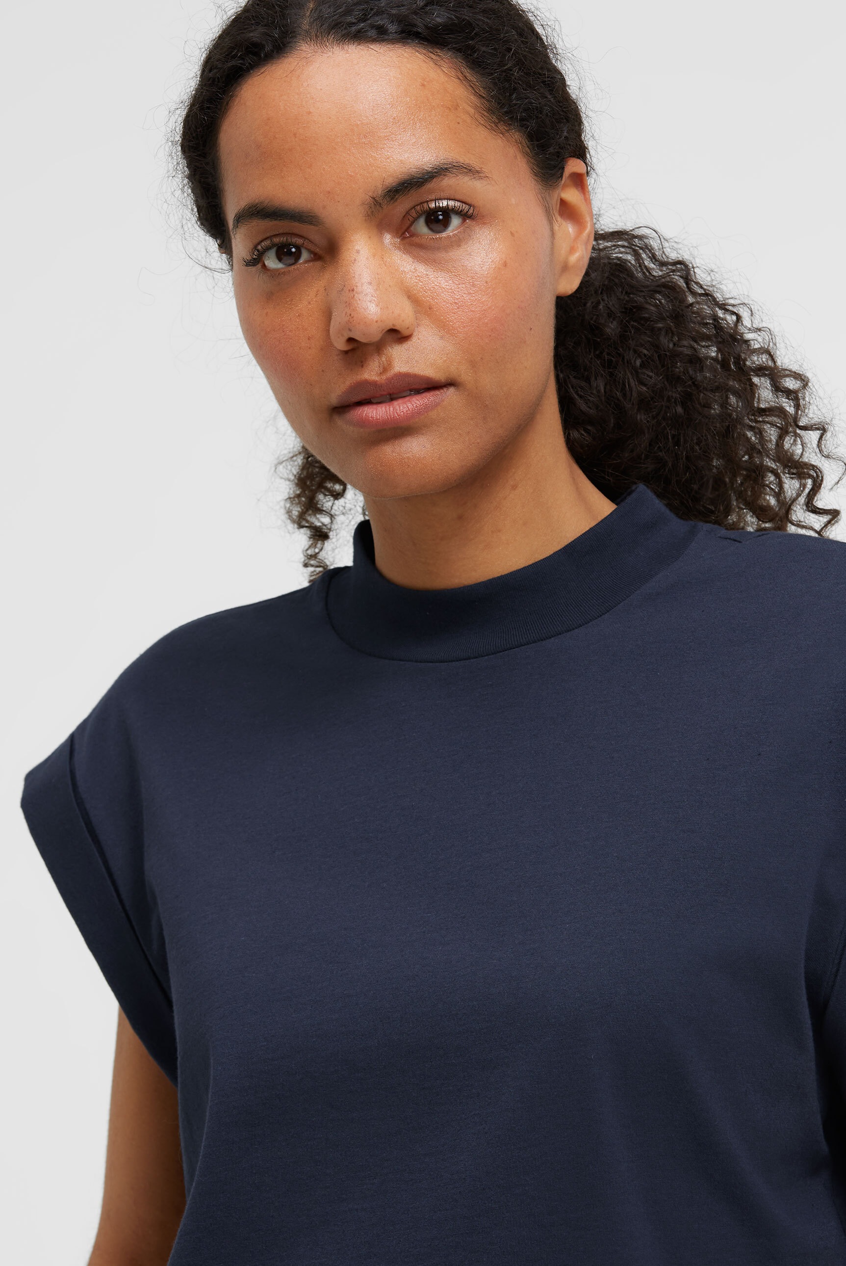 SENSES.THE LABEL Rundhalsshirt mit Turn-Up-Ärmel