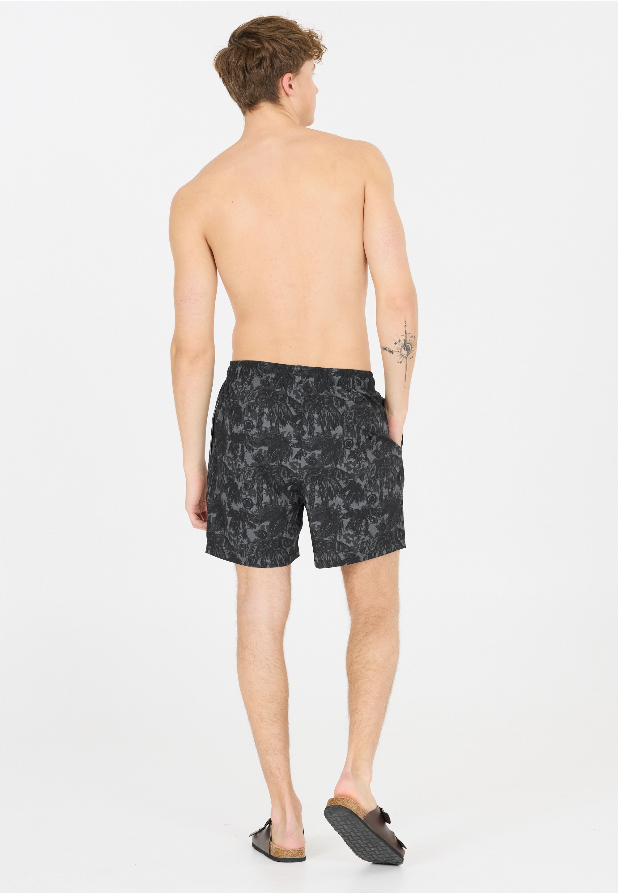 CRUZ Badeshorts »Kasper«, (1 St.), aus ultraleichtem Material mit modernem Print