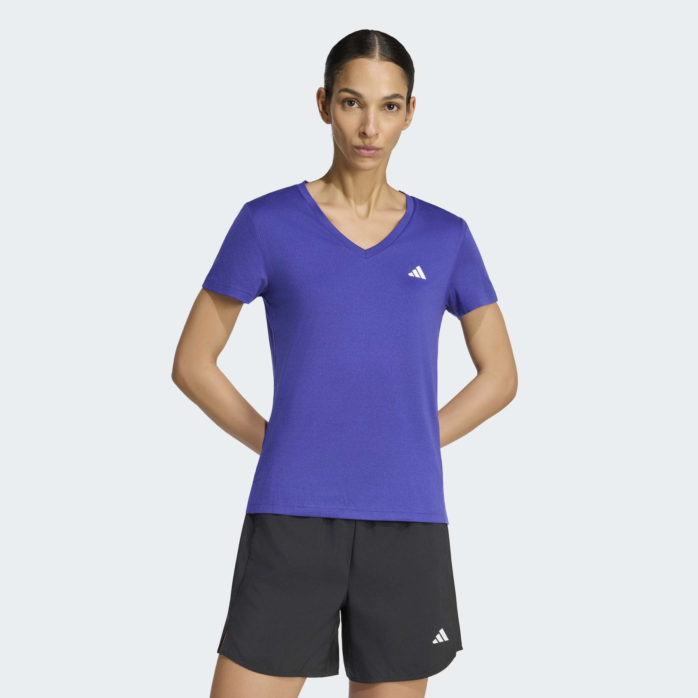adidas Performance T-Shirt "ADIDAS WORKOUT ESSENTIALS MIT V-AUSSCHNITT" mit V-Ausschnitt, ohne Verschluss