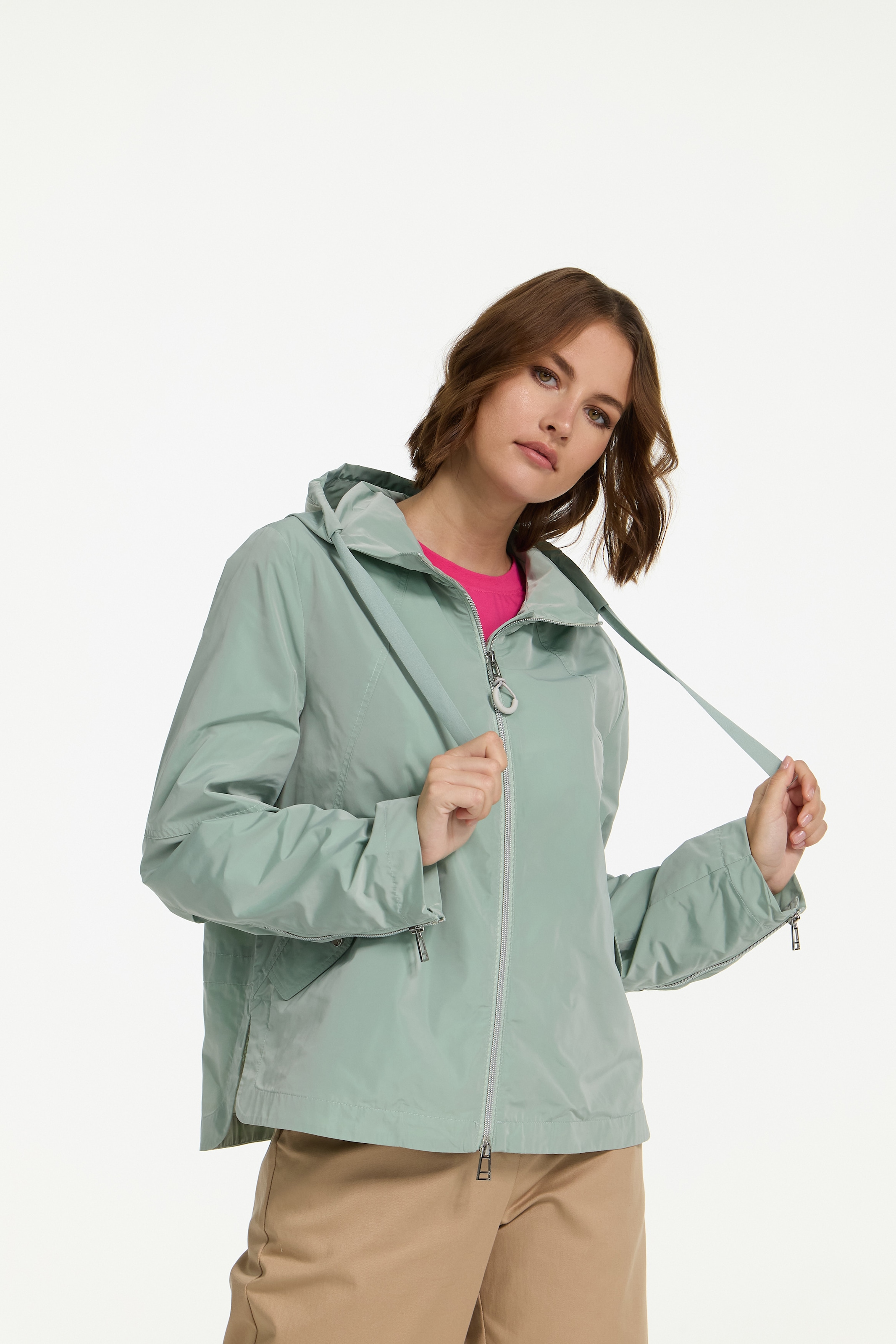 MANISA Kurzjacke, mit Kapuze, mit Kapuze