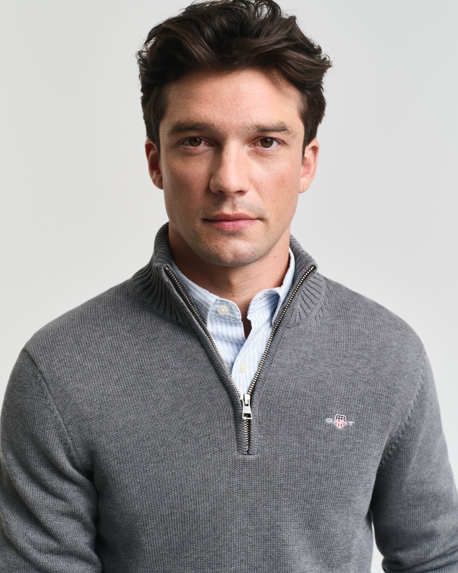 Thumbnail - Gant Troyer "CASUAL COTTON HALF ZIP", mit grafischer Logostickerei auf der Brust