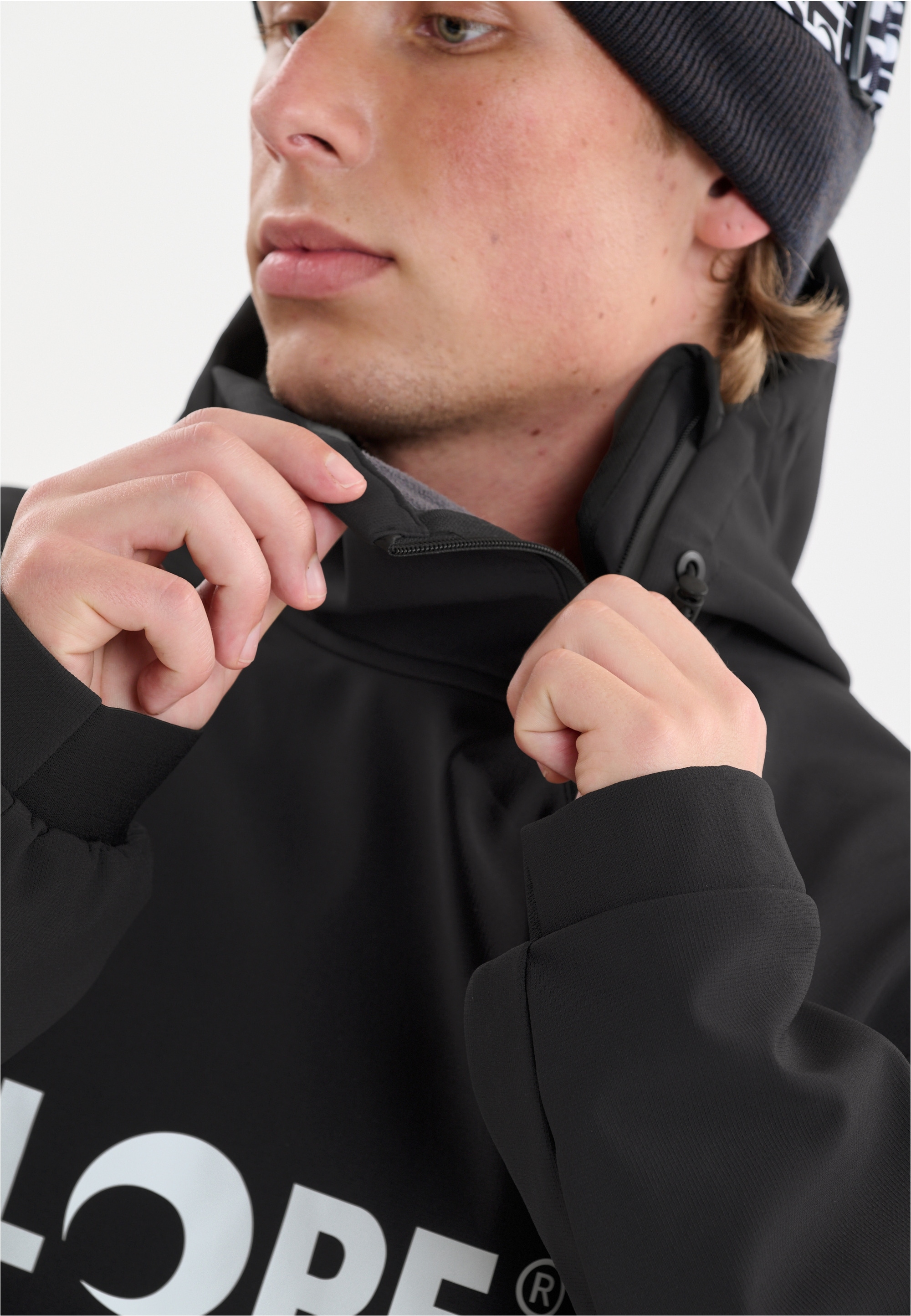 SLOPE Softshelljacke »Fletcher« mit wasserabweisender Membran