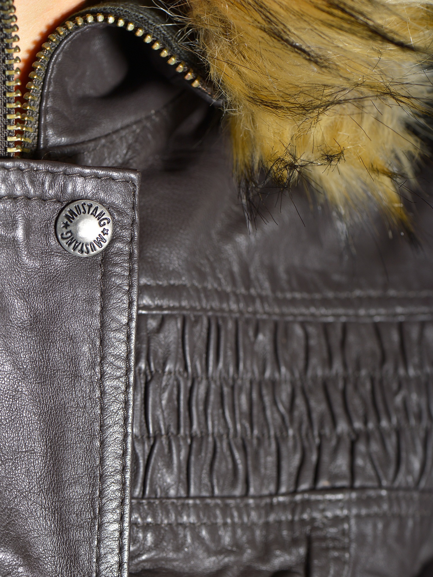 MUSTANG Lederjacke »Lelu«
