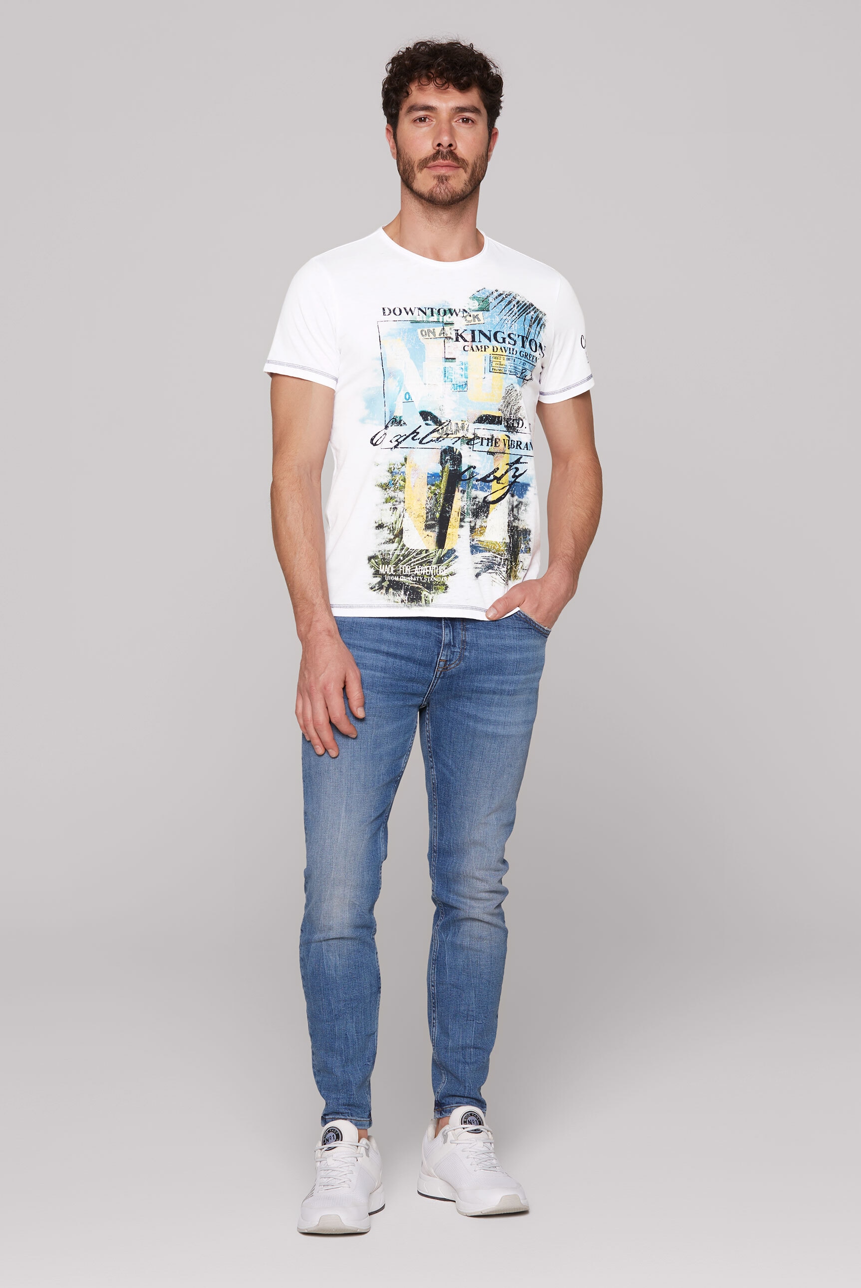 CAMP DAVID Rundhalsshirt, mit offener Kante am Ausschnitt