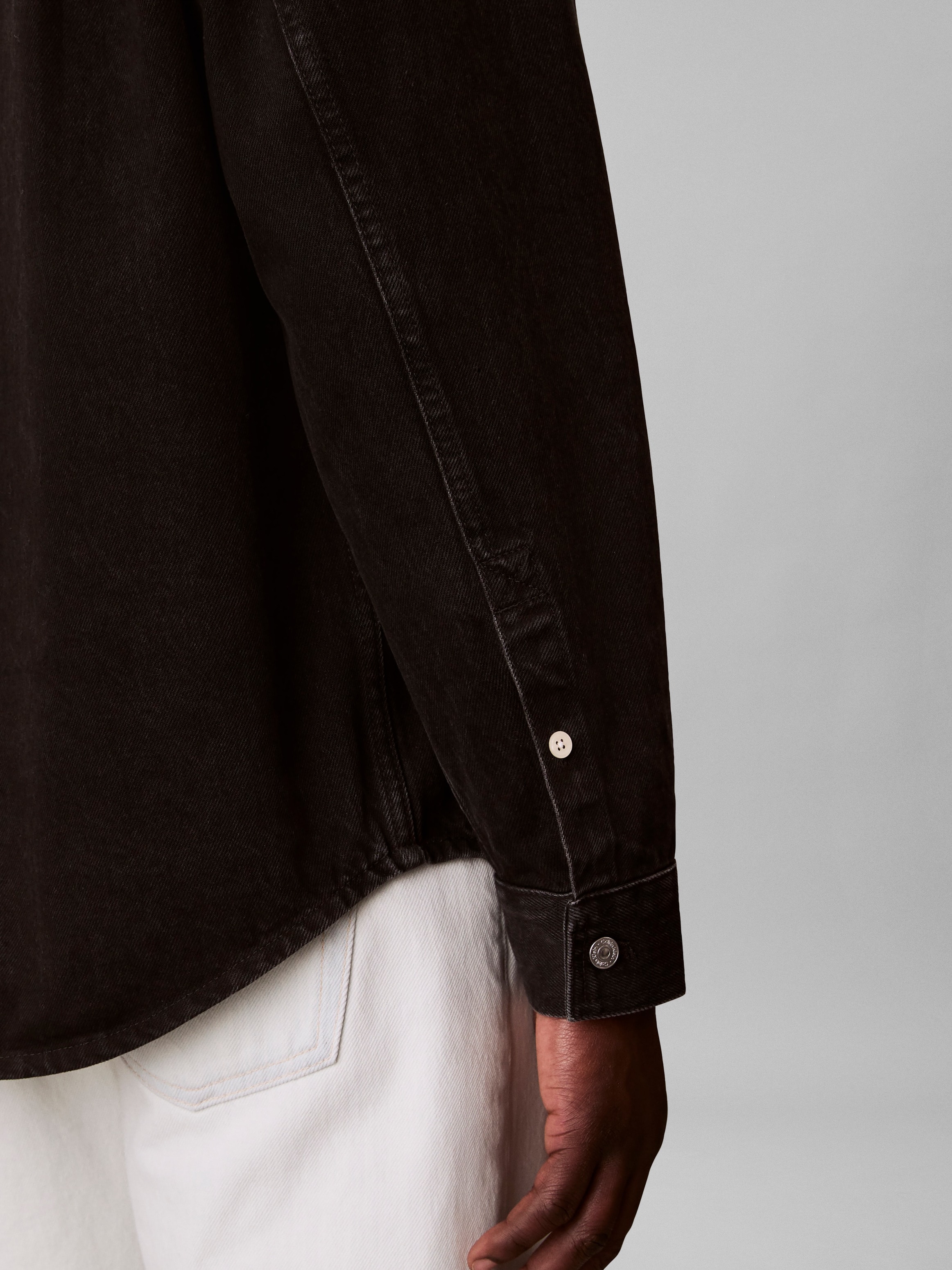 Calvin Klein Jeans Jeanshemd »90S BLACK STONE« Regular fit mit aufgesetzten Brusttaschen