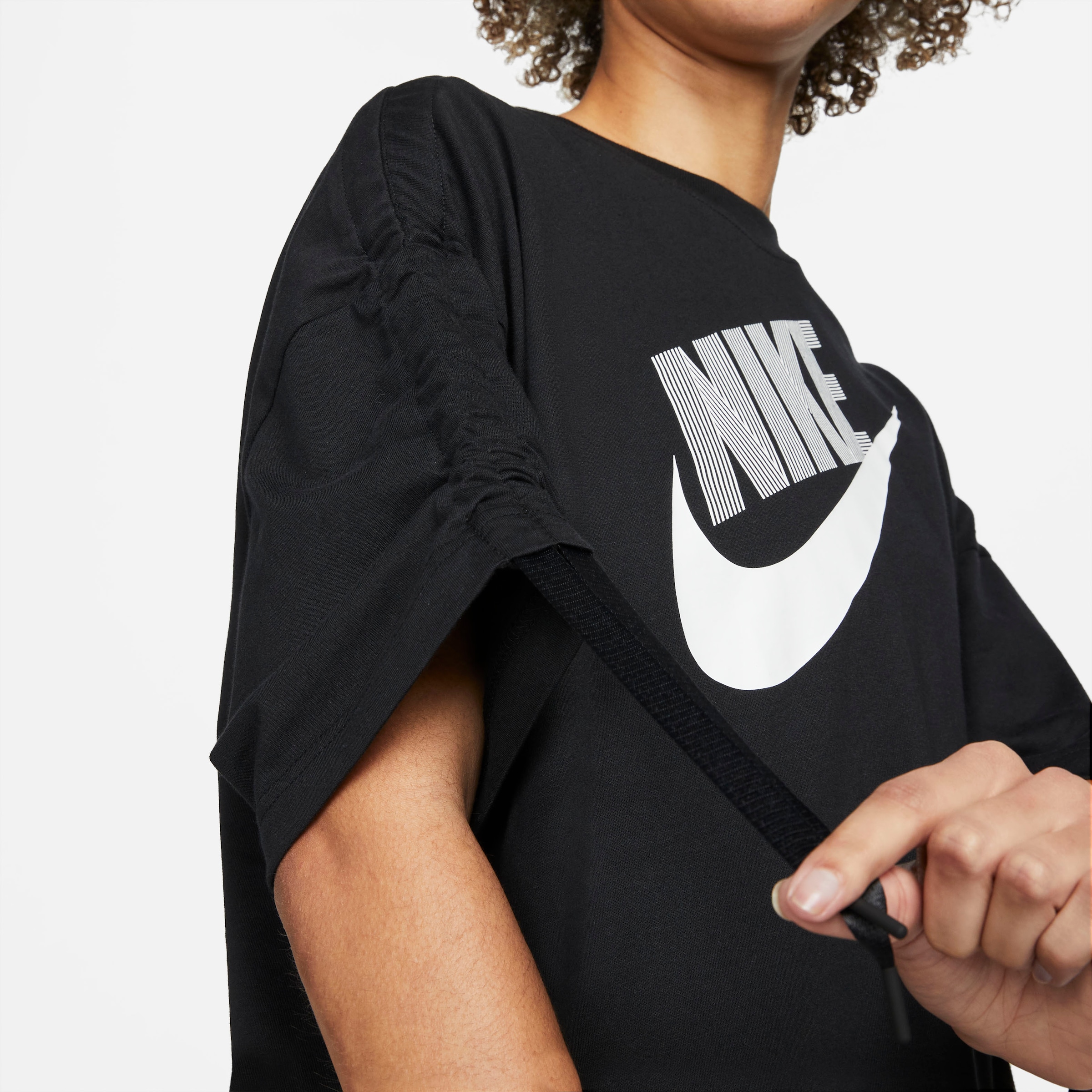 Nike Sportswear T-Shirt »W NSW SS TOP DNC«