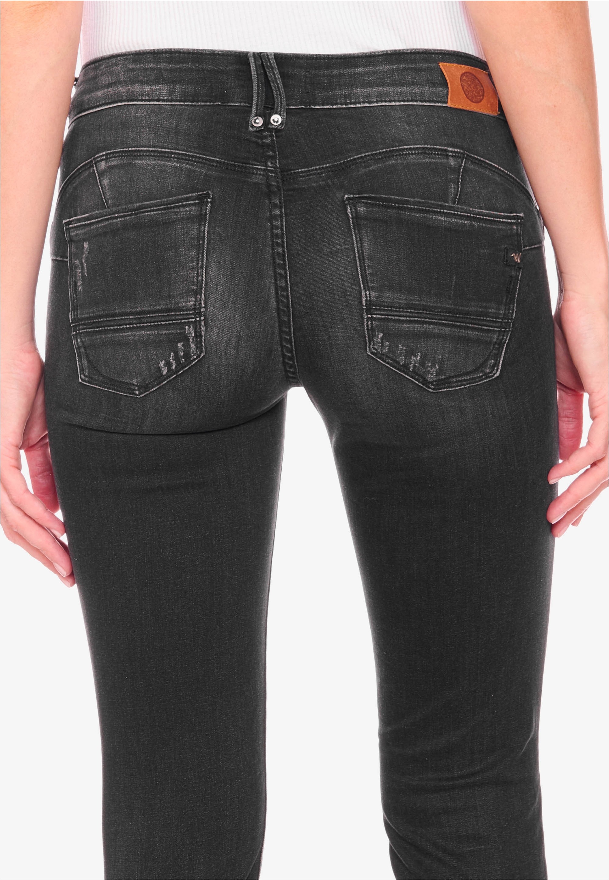 Le Temps Des Cerises Bequeme Jeans »PULPC«, mit eng anliegendem Schnitt