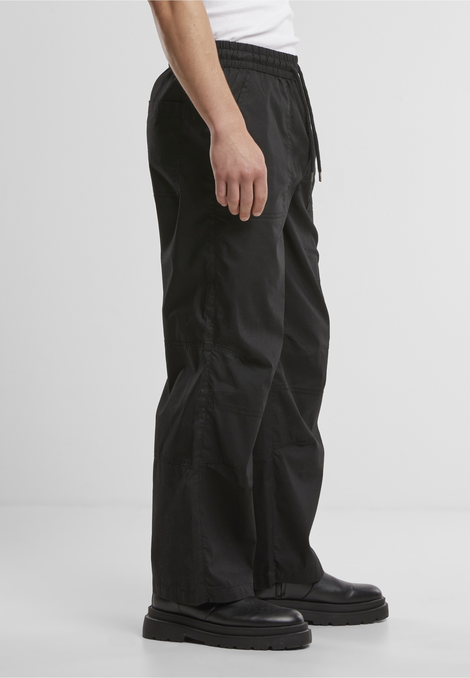 URBAN CLASSICS Stoffhose »Urban Classics Loose Fit Pants With Darts«