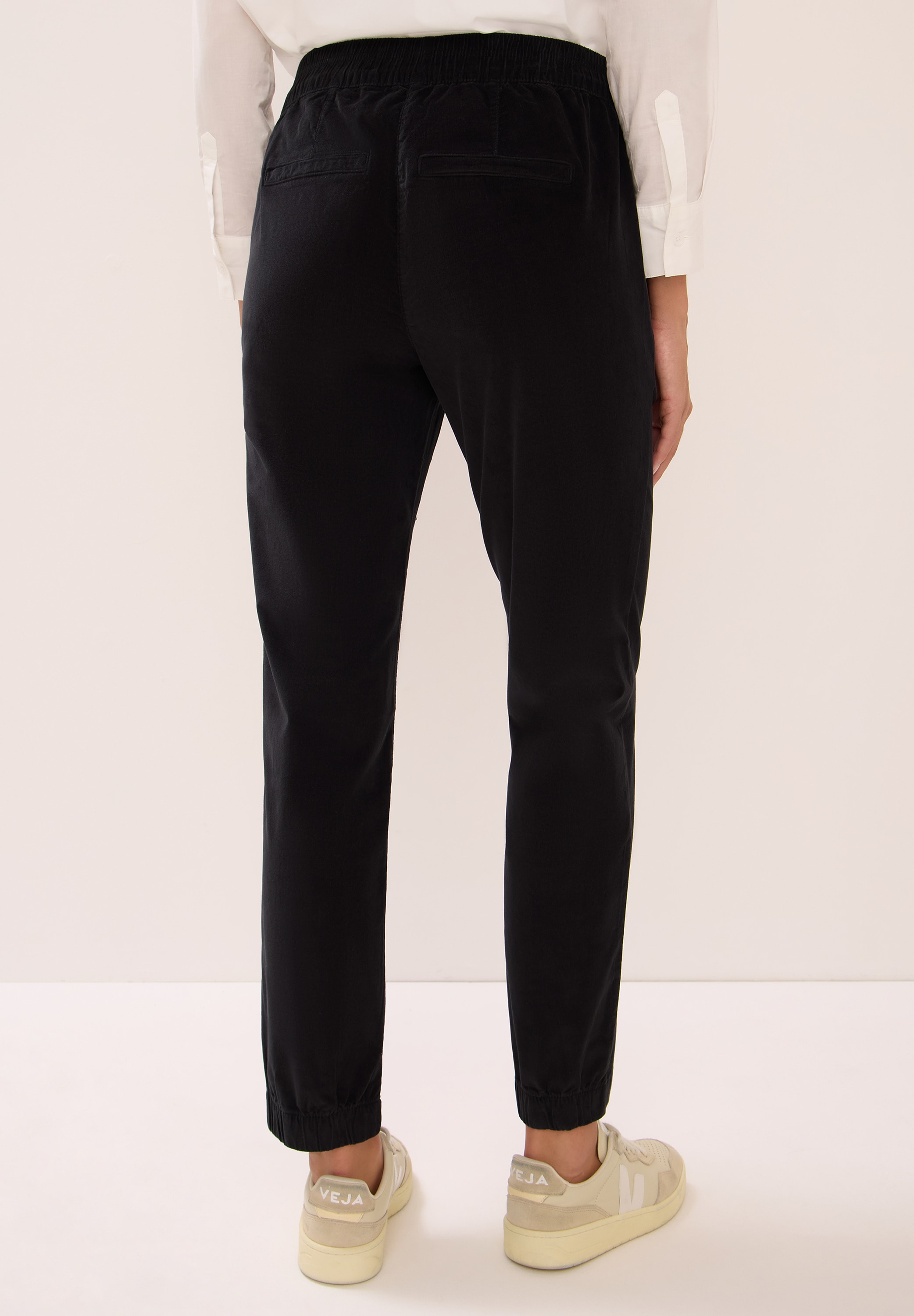 Cecil Cordhose, Middle Waist