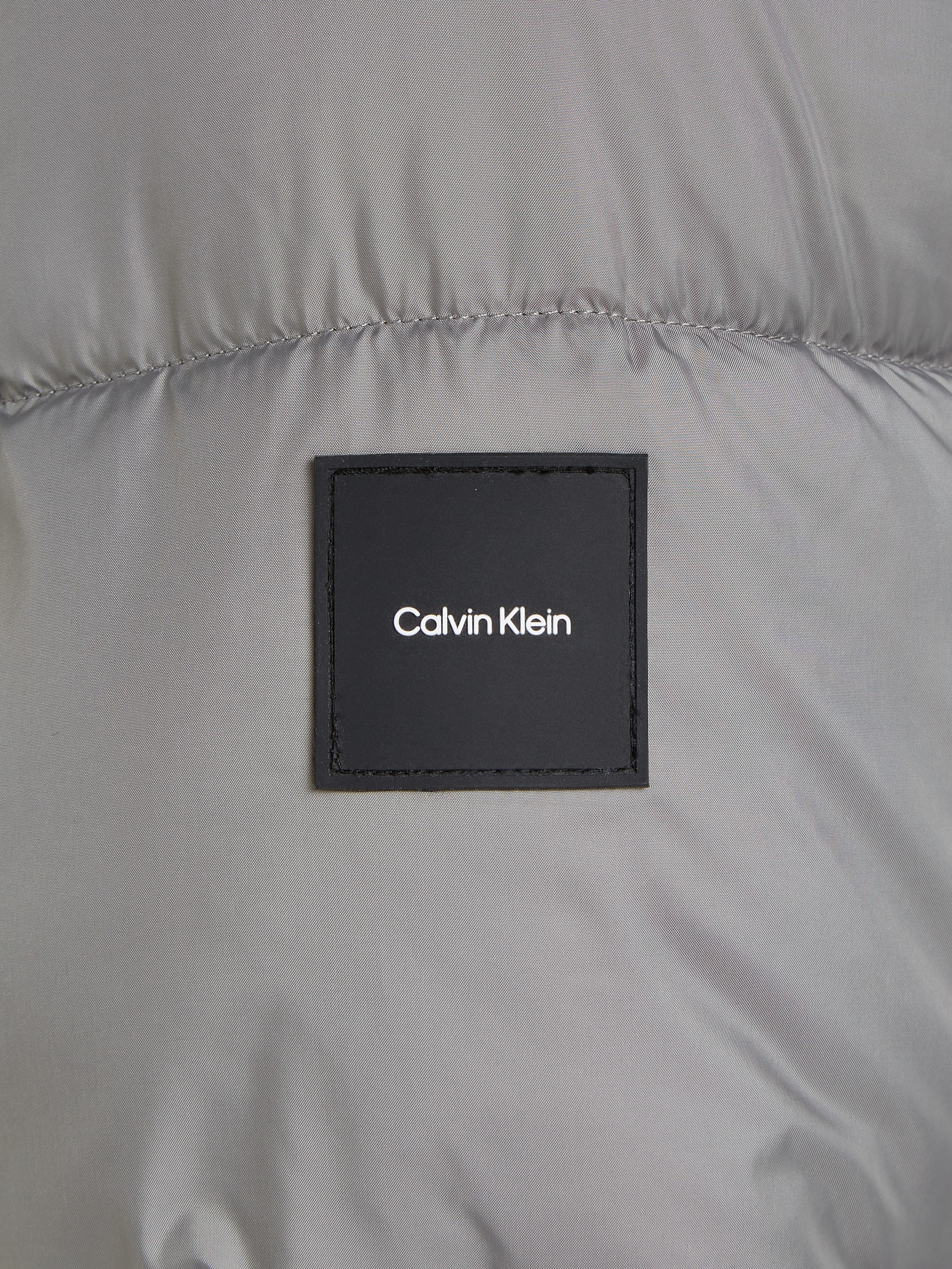 Calvin Klein Outdoorjacke »HOODED QUILT PUFFER MW«, mit Kapuze, mit Logopatch