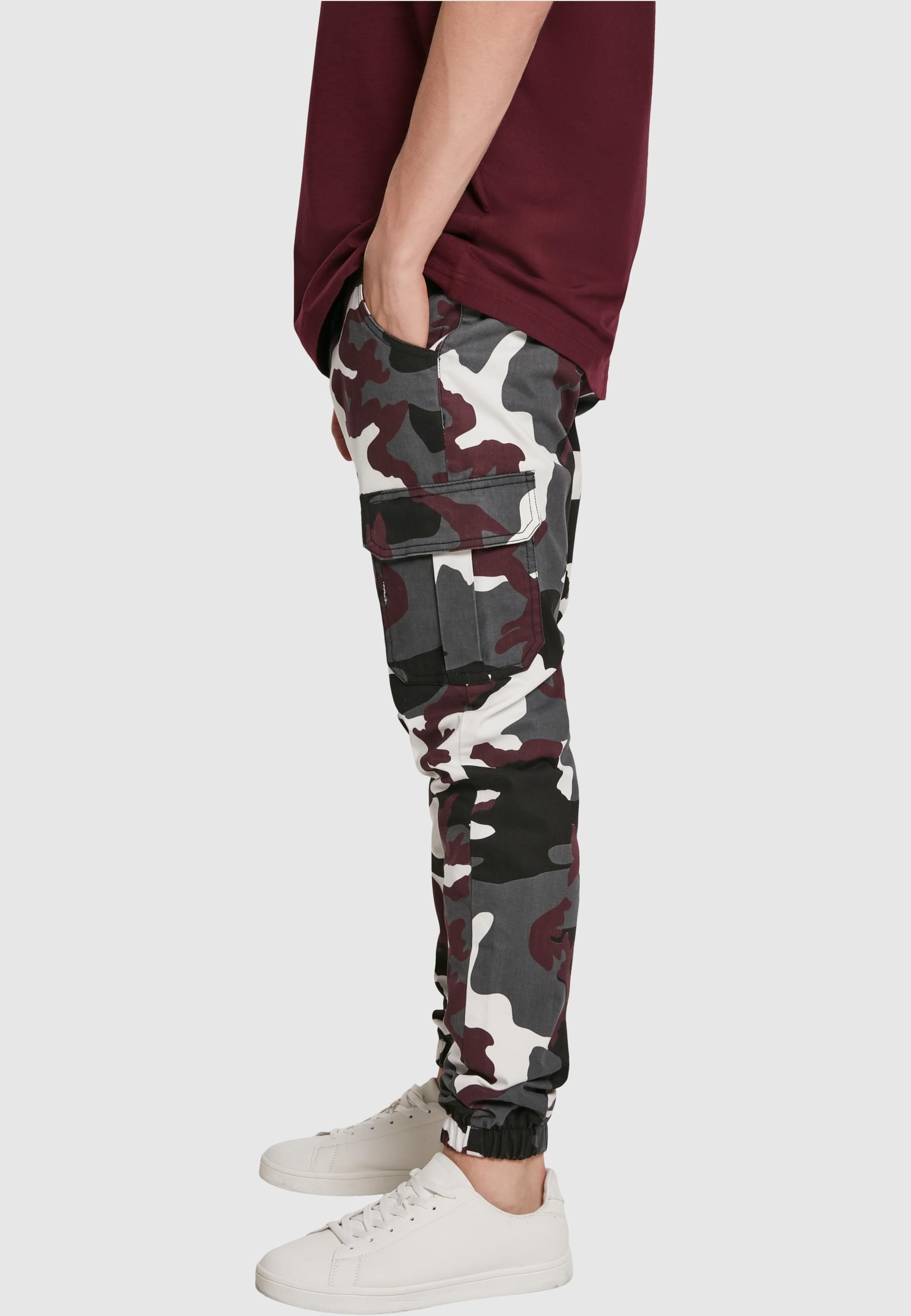 URBAN CLASSICS Cargohose »Urban Classics Herren Camo Cargo Jogging Pants 2.0«, (1 tlg.)