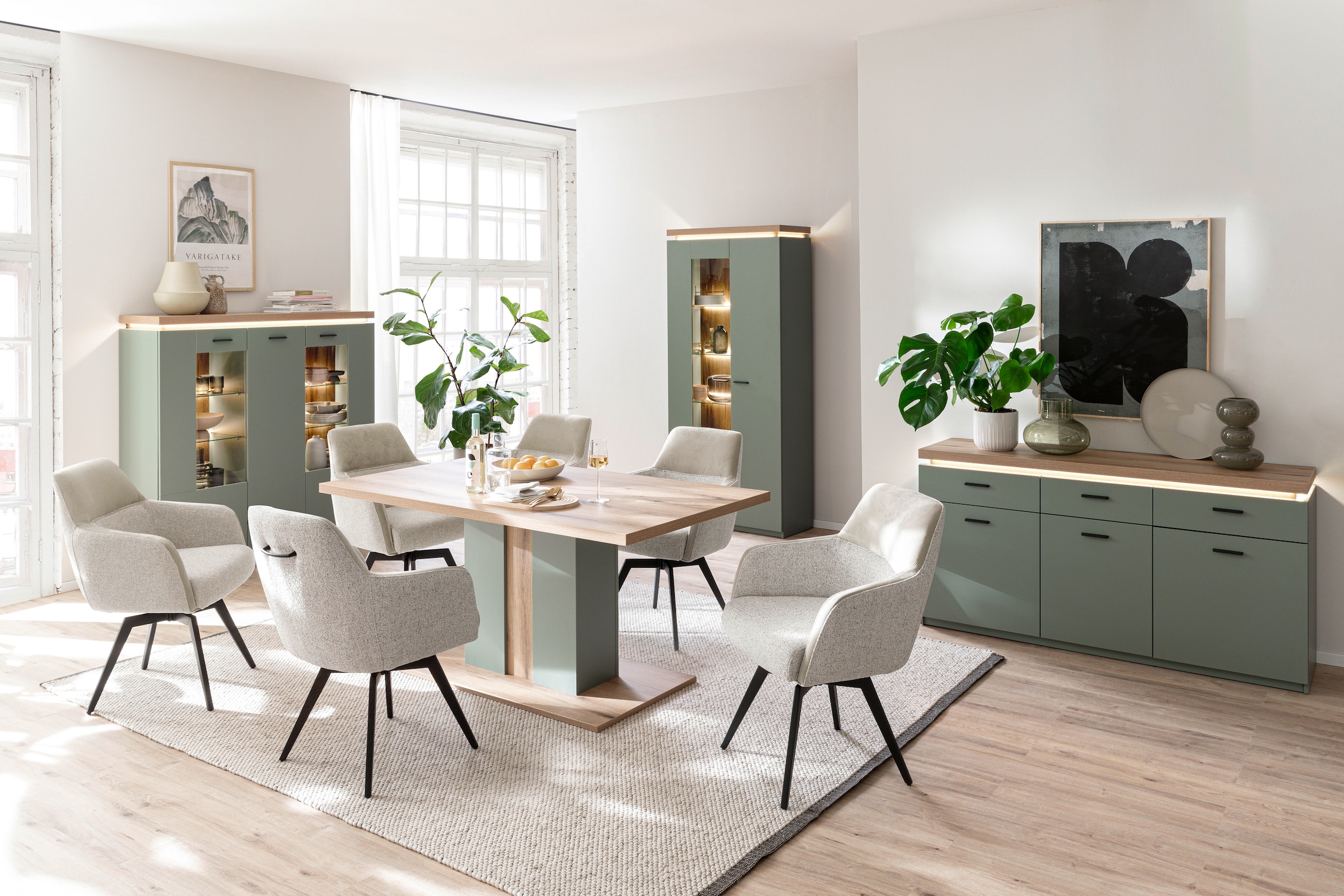 MCA furniture Vitrine »Moniz Kombi-Vitrine«, (1 St.), Standvitrine,Glasvitrine,Metallgriffe,1 Tür, 3 Glasböden, Höhe 197 cm
