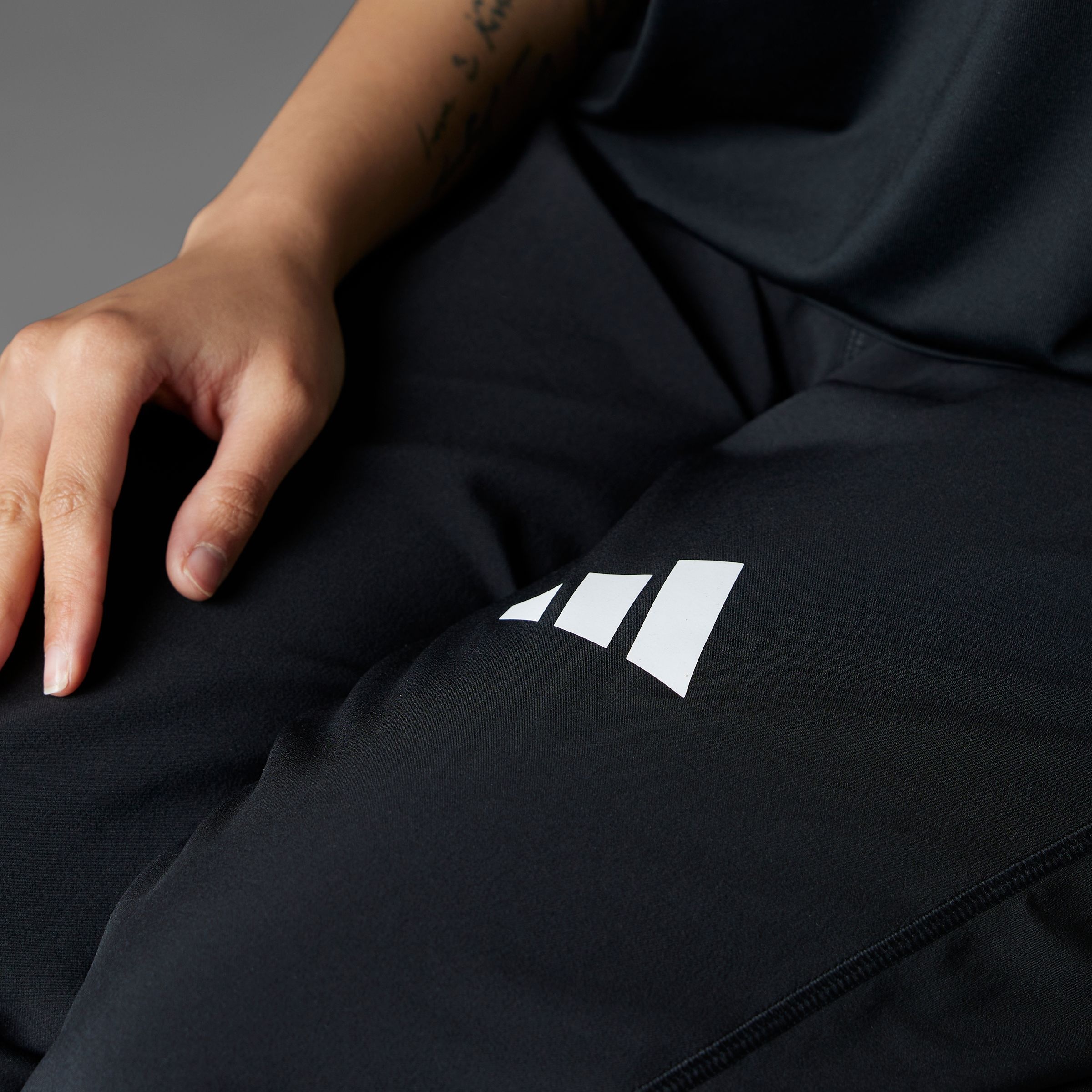 adidas Performance Sporthose »WTR ADAPT PANT«, (1 tlg.), Trainingshose für Rollstuhlsportler_innen