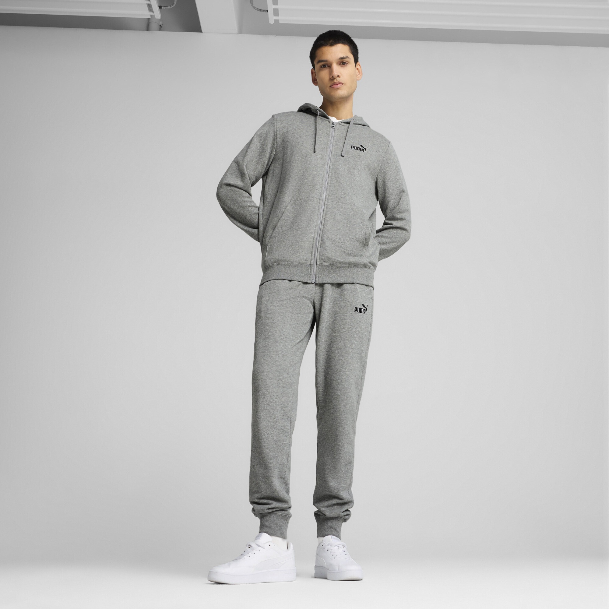 PUMA Sweatjacke »Essentials No. 1 Logo Kapuzenjacke Herren«