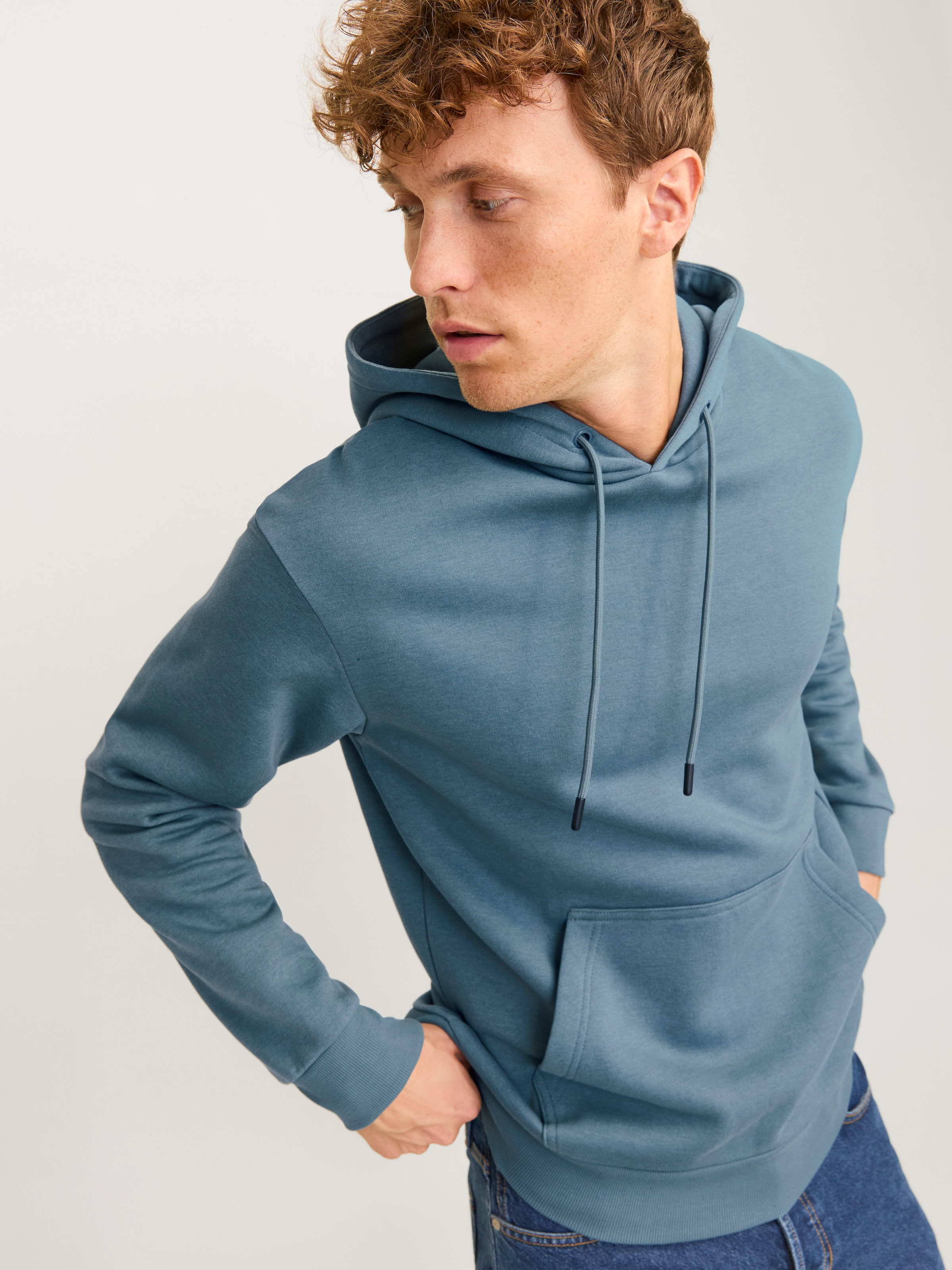 Jack & Jones Kapuzensweatshirt "JJEBRADLEY SWEAT HOOD NOOS", mit Känguru Ta günstig online kaufen