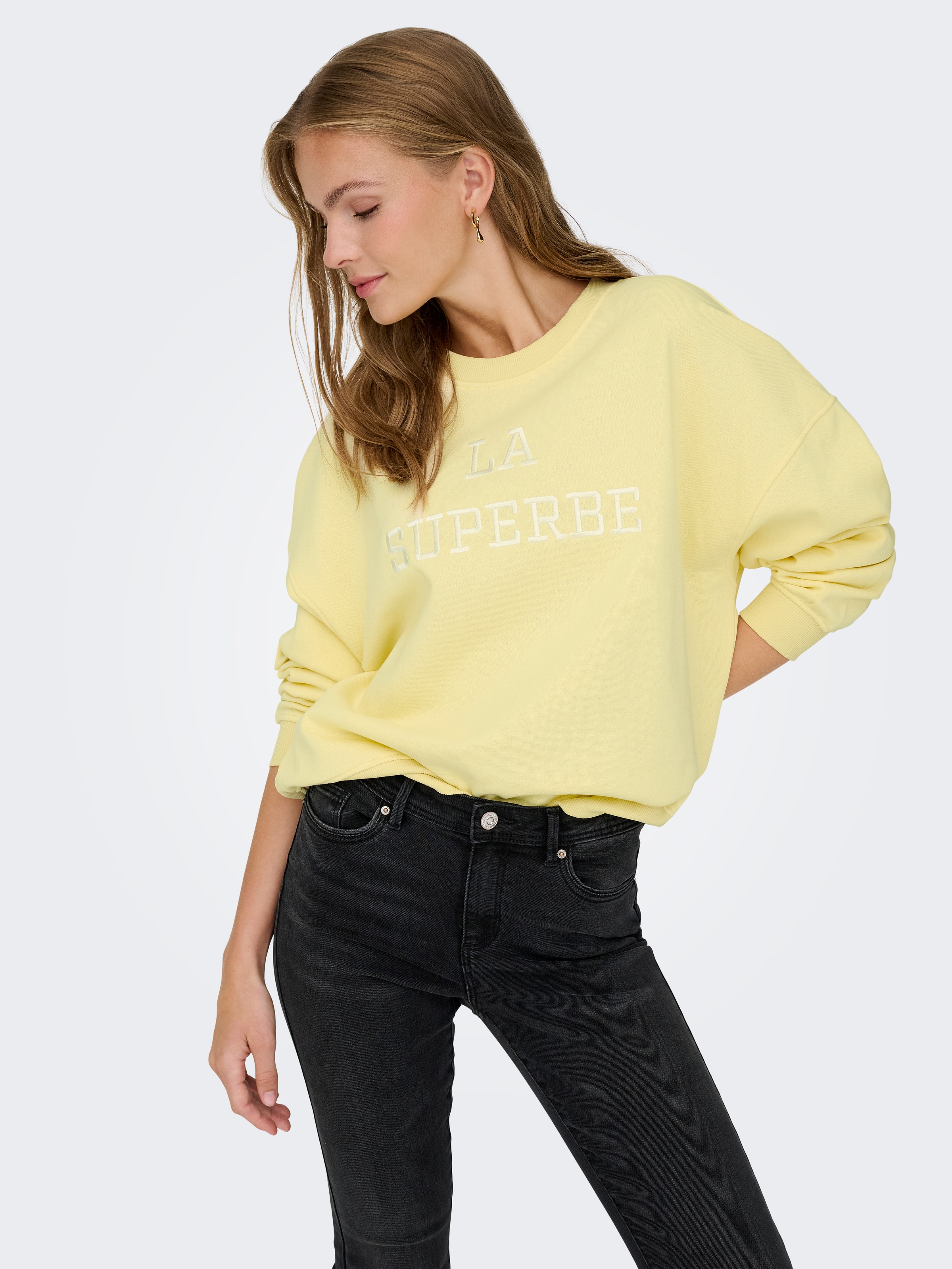 JDY Sweatshirt "JDYMESA L/S O-NECK EMB SWEAT JRS NOOS", Baumwollmischung, r günstig online kaufen