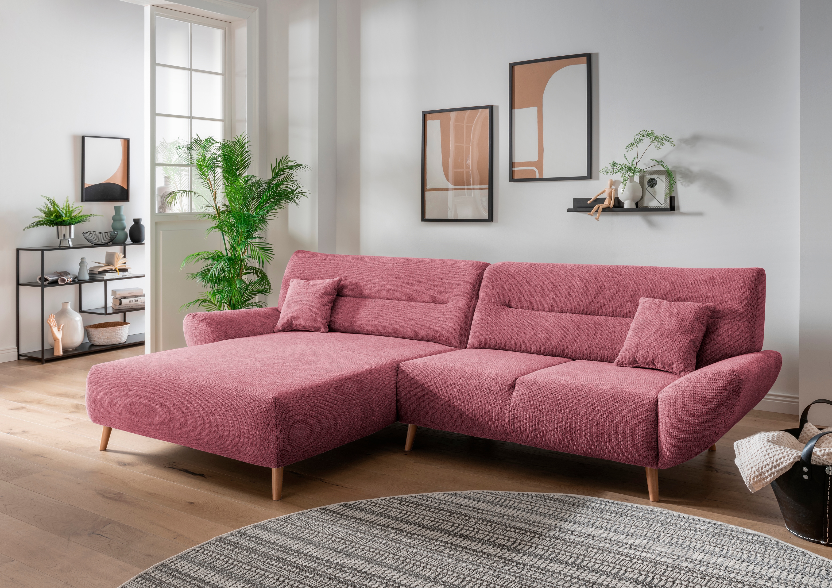 Home affaire Ecksofa "Drago, elegant und zeitlos, komfortabel, Holzfuß, L-Form, Breite 290cm" frei im Raum stellbar, inkl. 2 Zierkissen