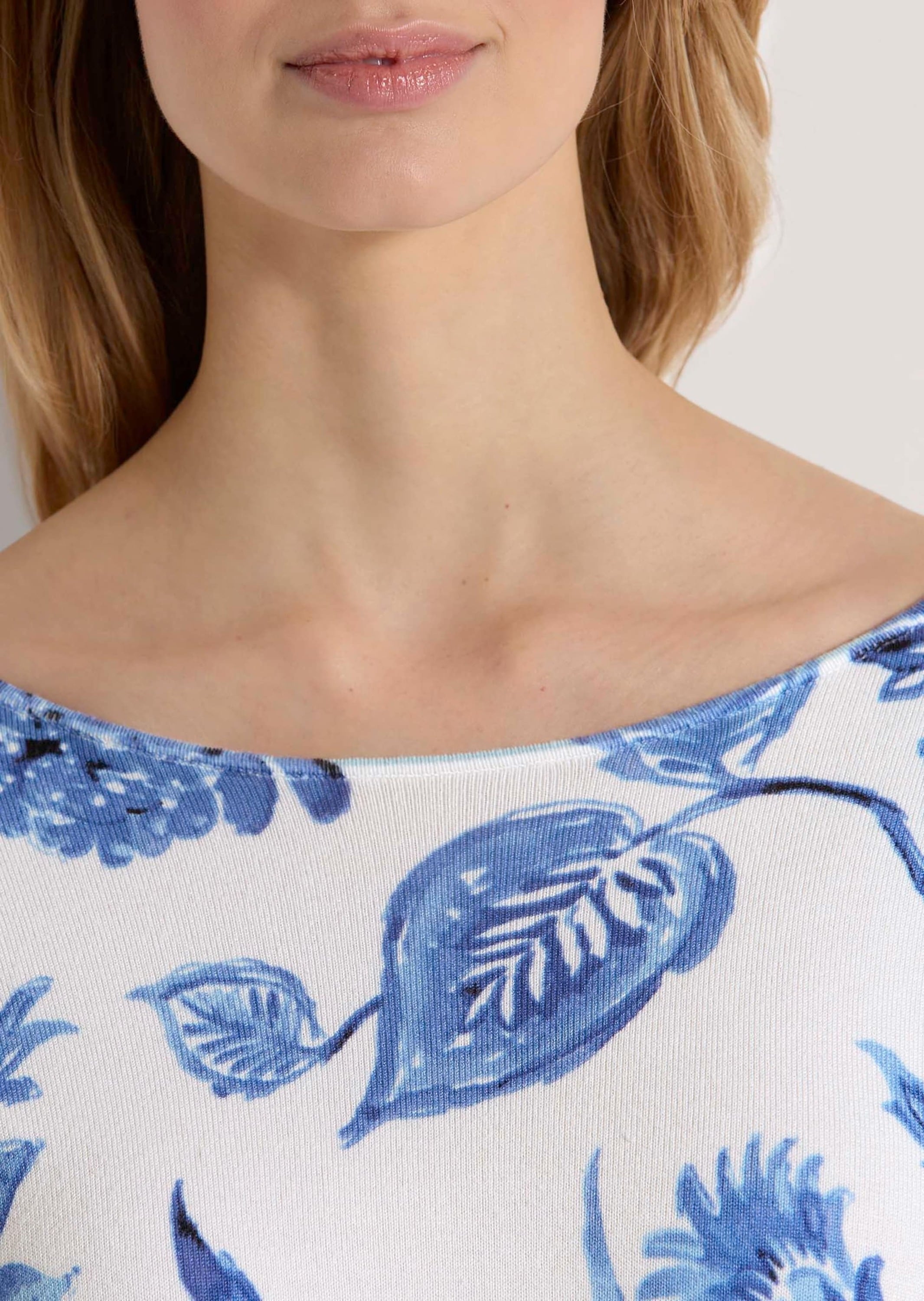 MADELEINE Longpullover »Pullover Rundhals-Pullover mit Floral-Print«