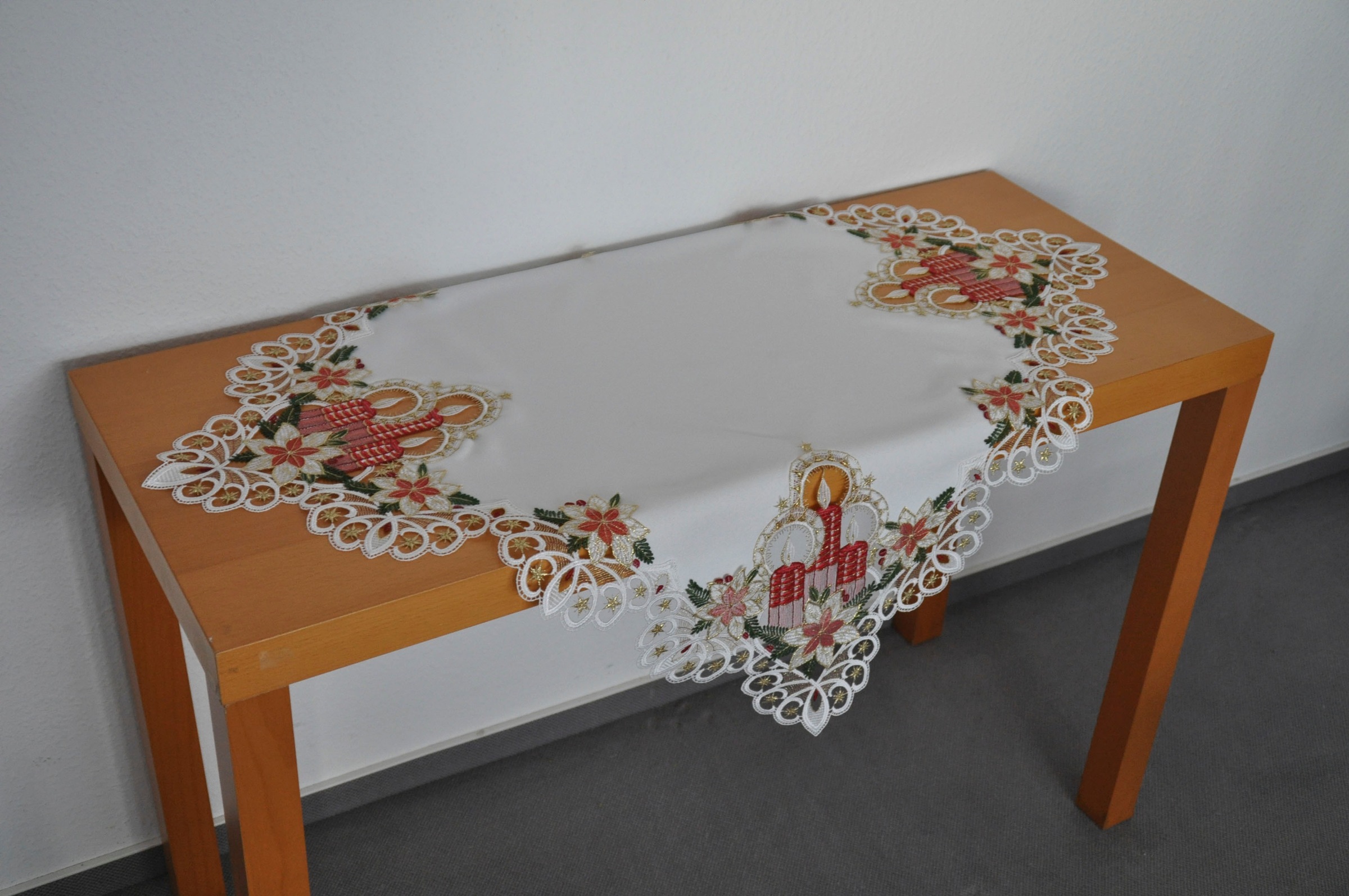 Stickereien Plauen Mitteldecke "Tischdecke Kerzenschein" Plauener Spitze, M günstig online kaufen