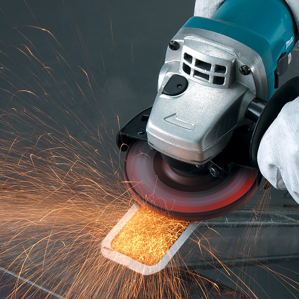 Makita Winkelschleifer »9558HNRG, 125mm, 840W, 11.000 min⁻¹« Kompaktes Gerät zum Schneiden und Schleifen mit Wiederanlaufschutz