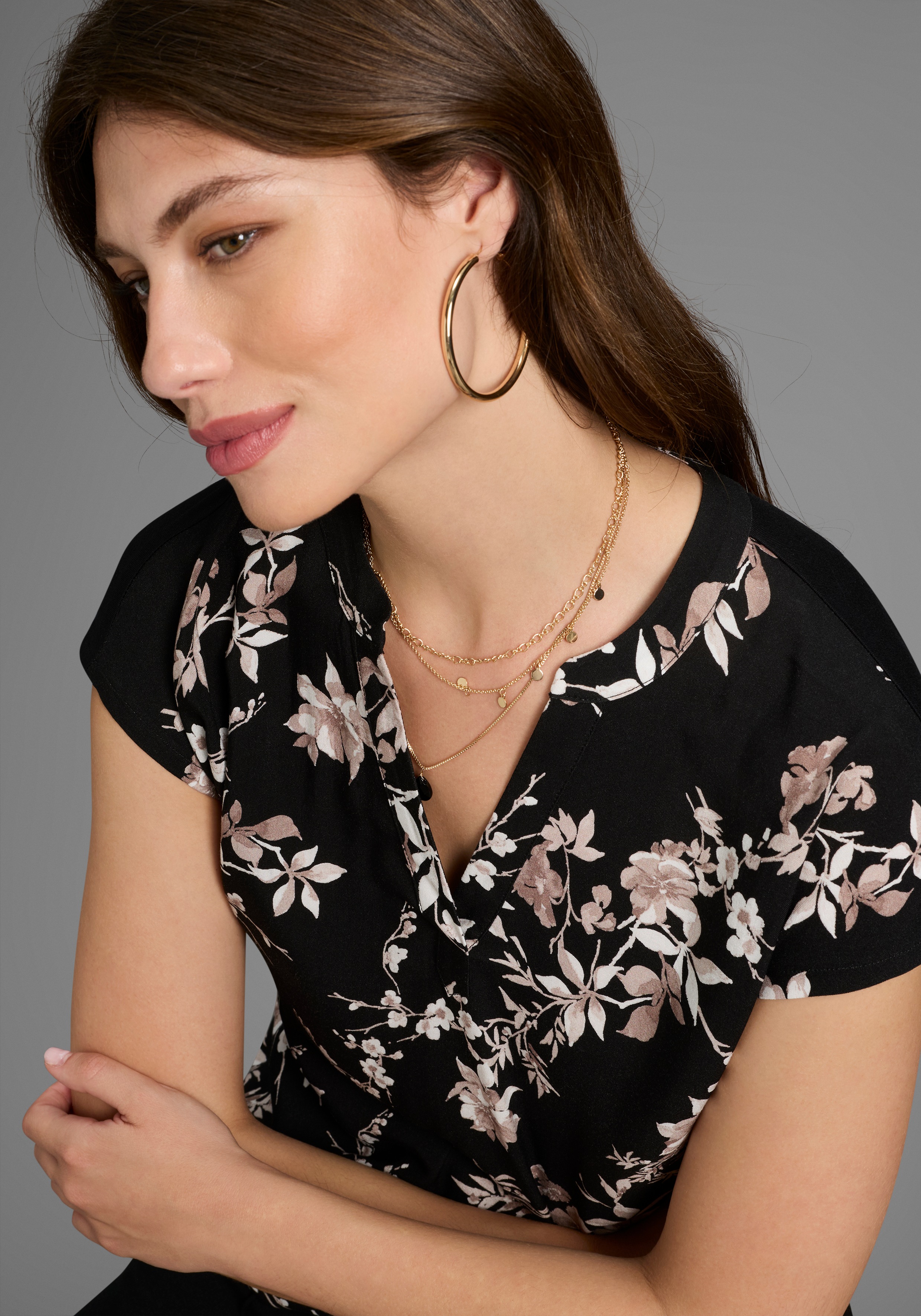 Thumbnail - Laura Scott Hemdbluse in modischem Blumen-Print - NEUE KOLLEKTION