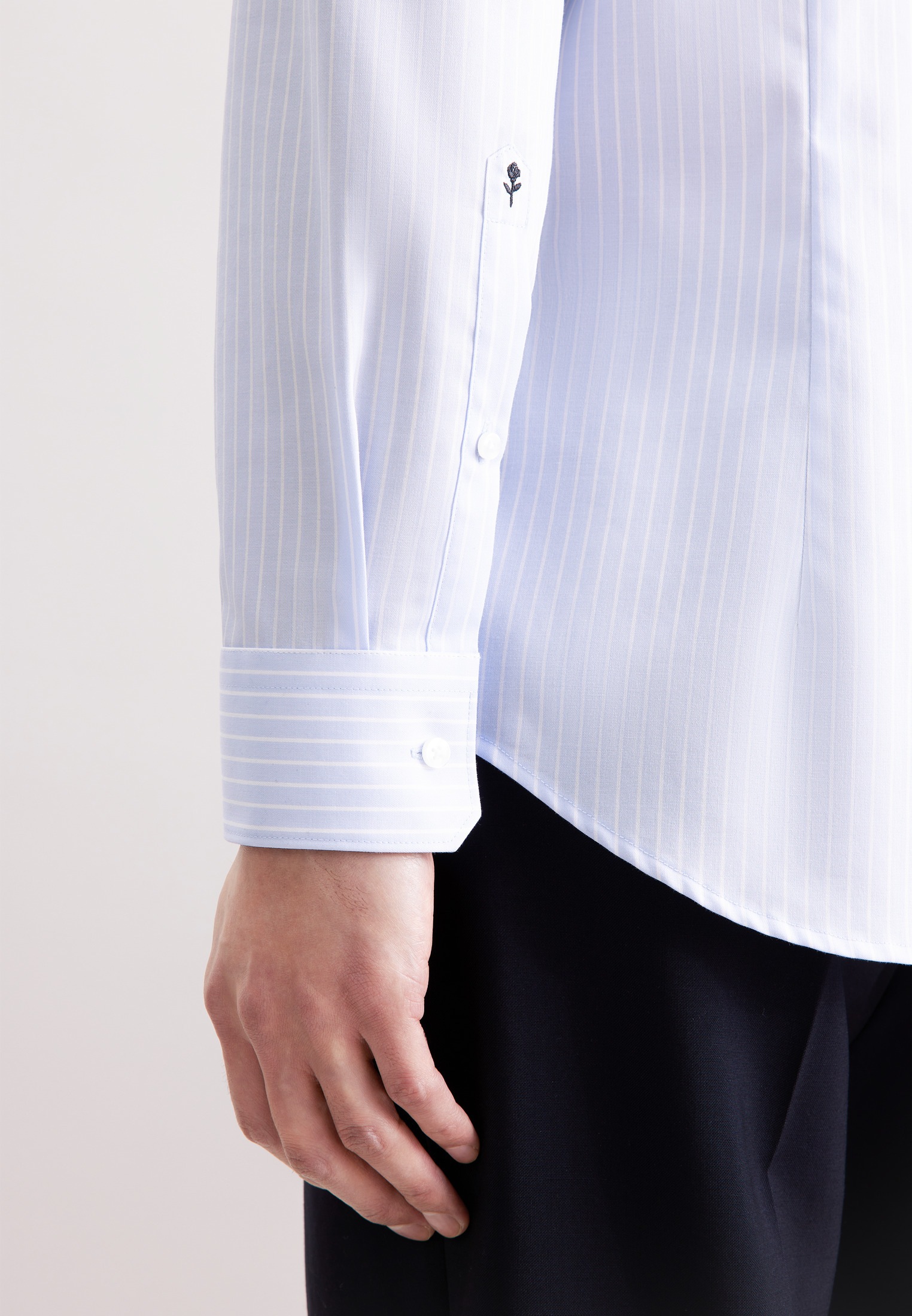 seidensticker Businesshemd »Schwarze Rose« Shaped 1/1 Kentkragen Gestreift