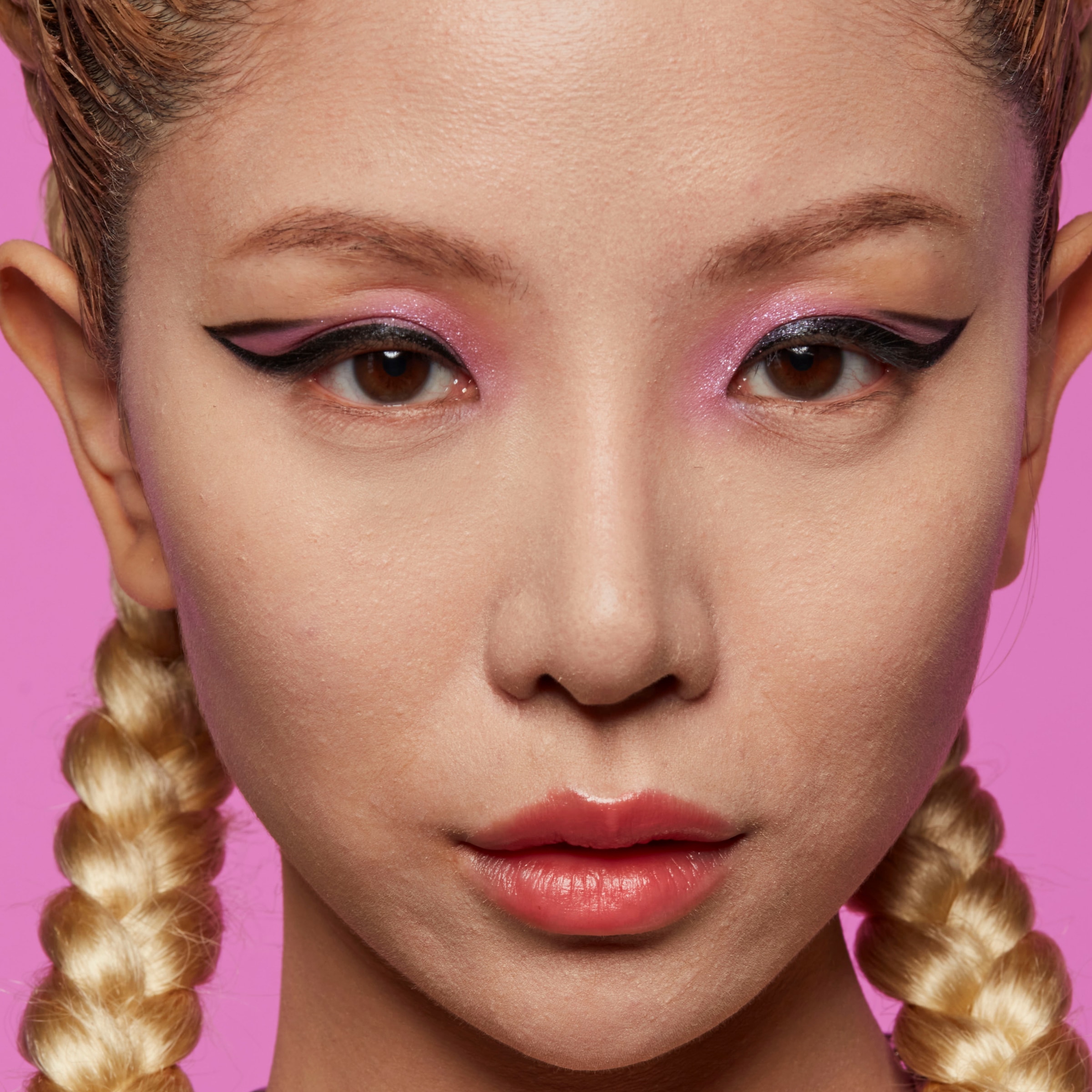 NYX PROFESSIONAL MAKEUP Foundation »BARE WITH ME BLUR SKIN TINT« mit langanhaltender Formel