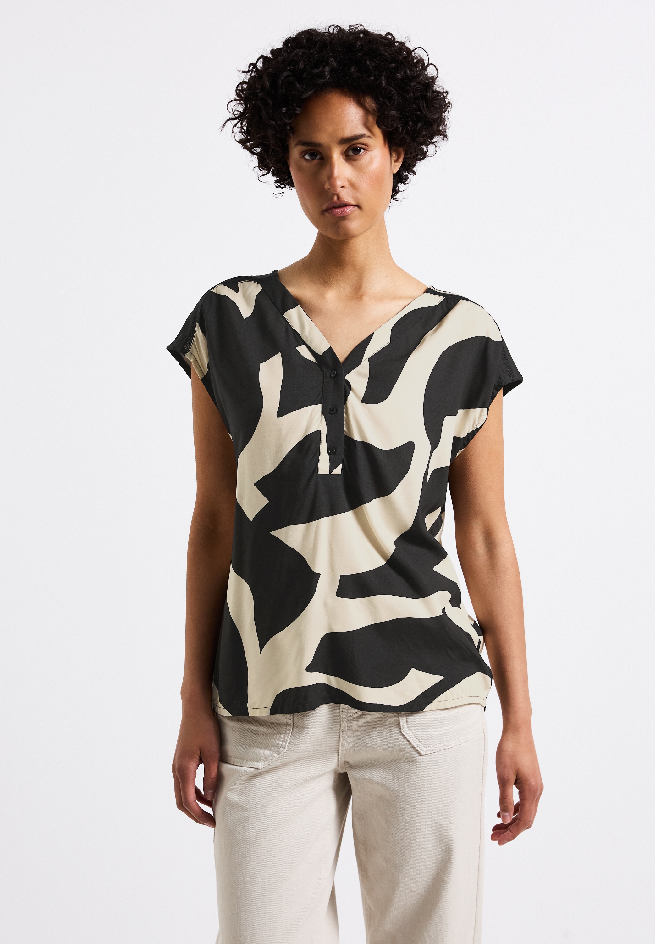 STREET ONE Kurzarmbluse, aus softer Viskose günstig online kaufen