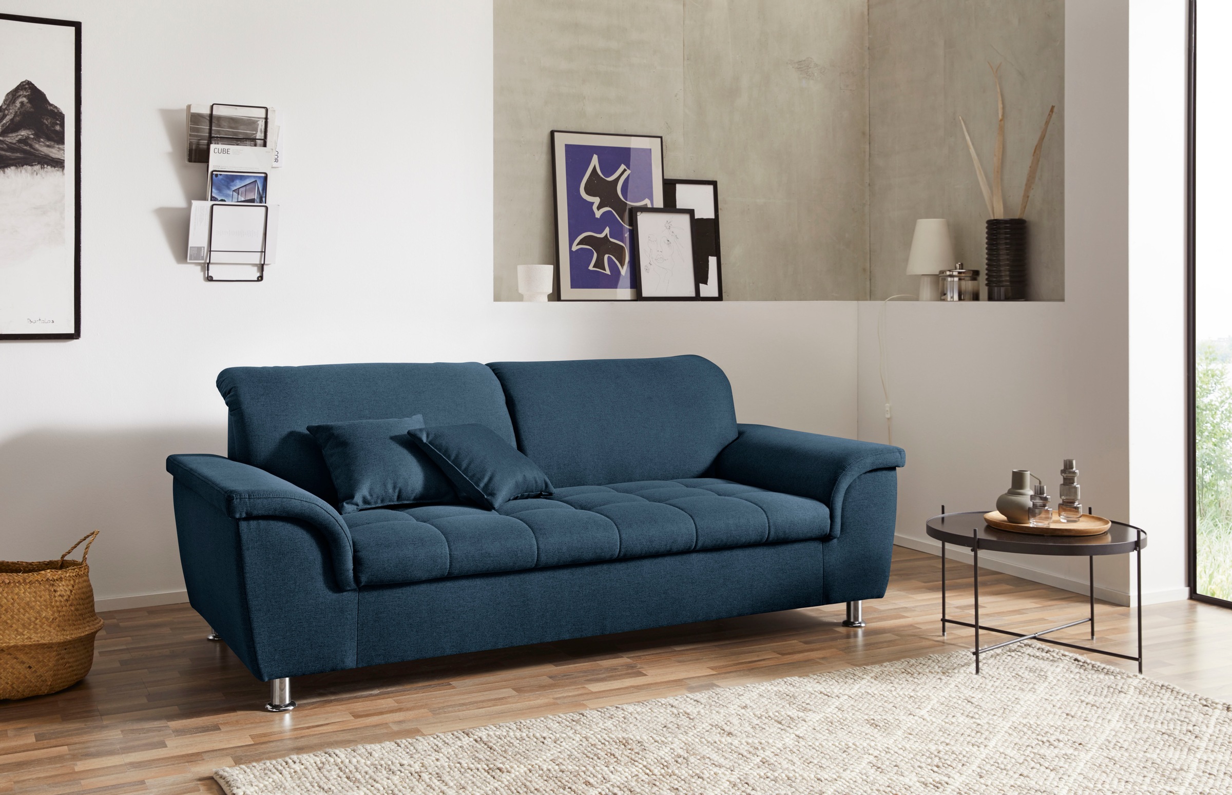 DOMO collection 2,5-Sitzer "FRANZI zeitlos und elegant, moderne Sitzheftung" wahlweise mit Kopfteilverstellung, inklusive Zierkissen