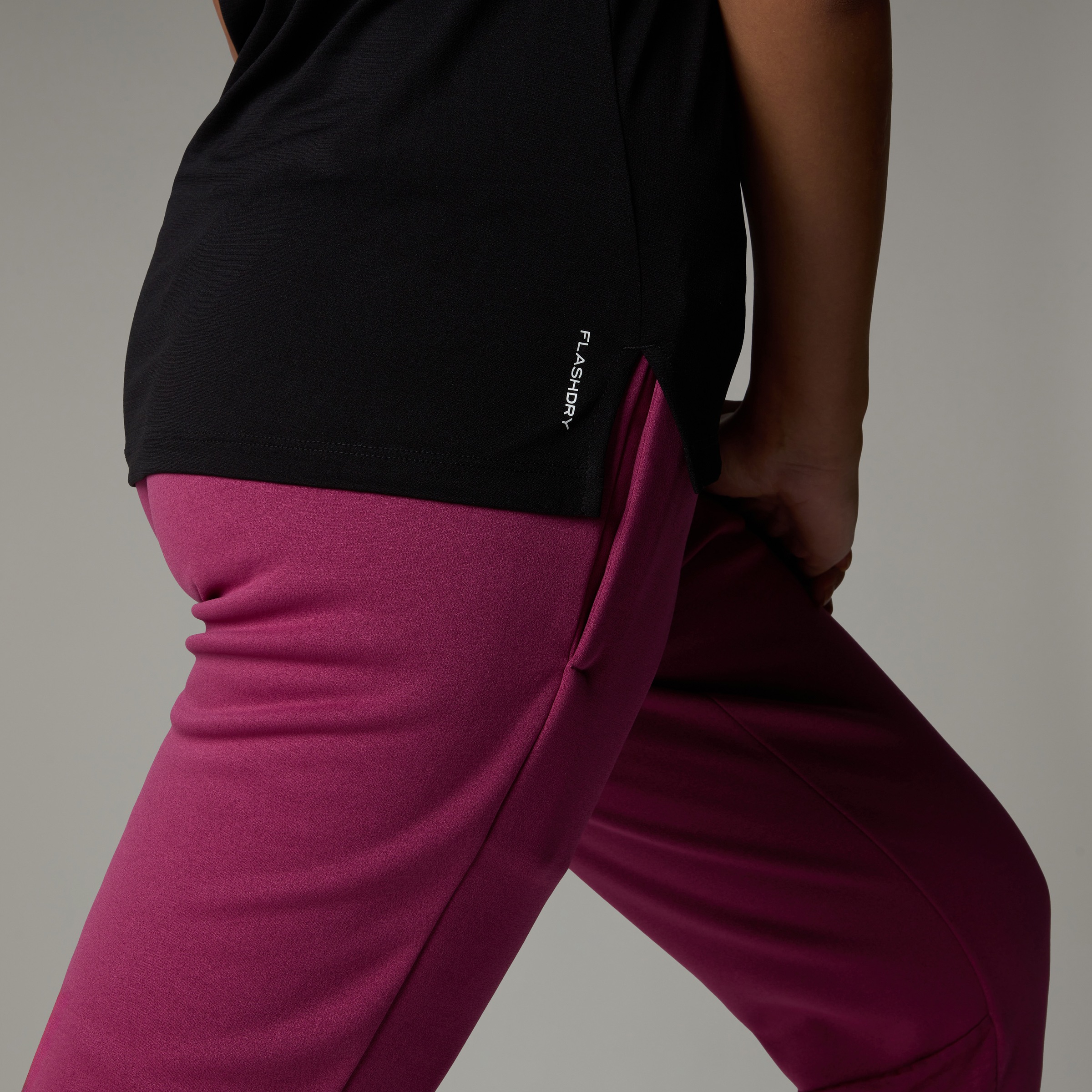 The North Face Funktionsshirt »Mountain Athletics Flex T-Shirt mit Grafik für Damen«, (1 tlg.)