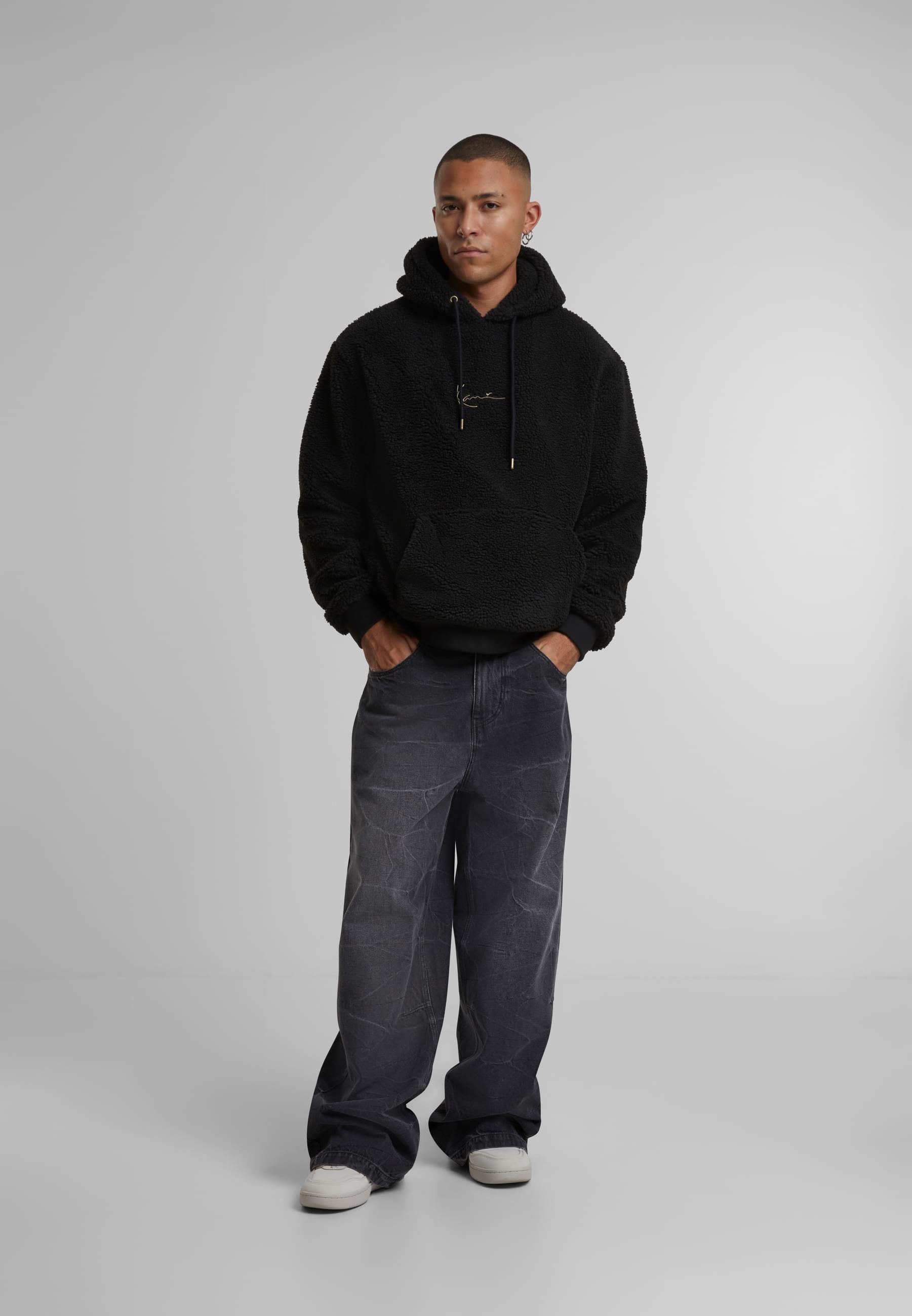 Karl Kani Kapuzensweatshirt »Karl Kani SMALL SIGNATURE TEDDY HOODIE BLACK«, (1 tlg.)