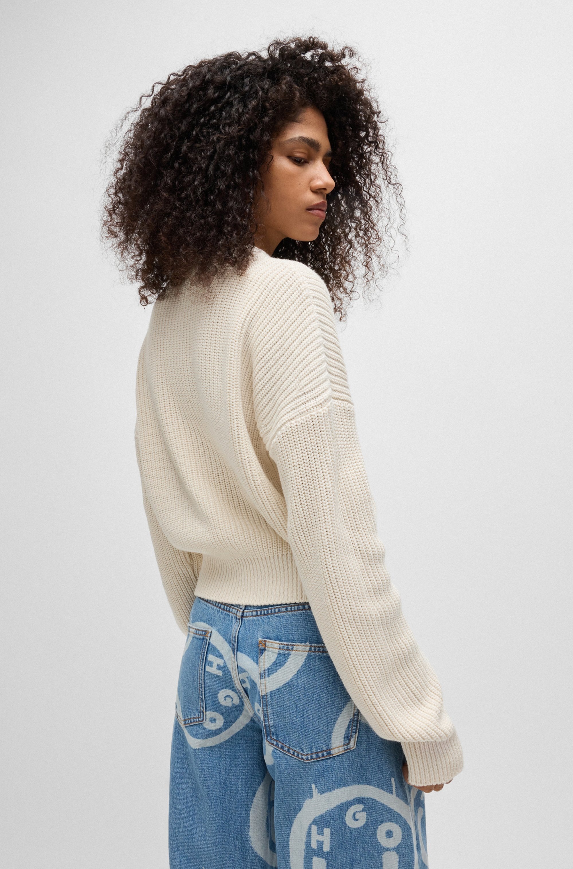 Thumbnail - HUGO Blue Strickpullover "Slogery" mit "Happy Hugo" Badge