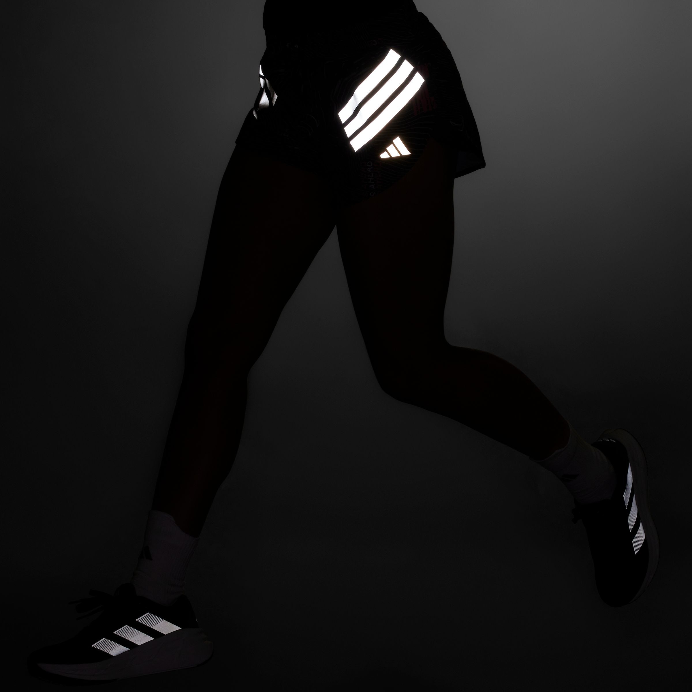 adidas Performance Laufshorts »BTN SHORT W«, (1 tlg.)