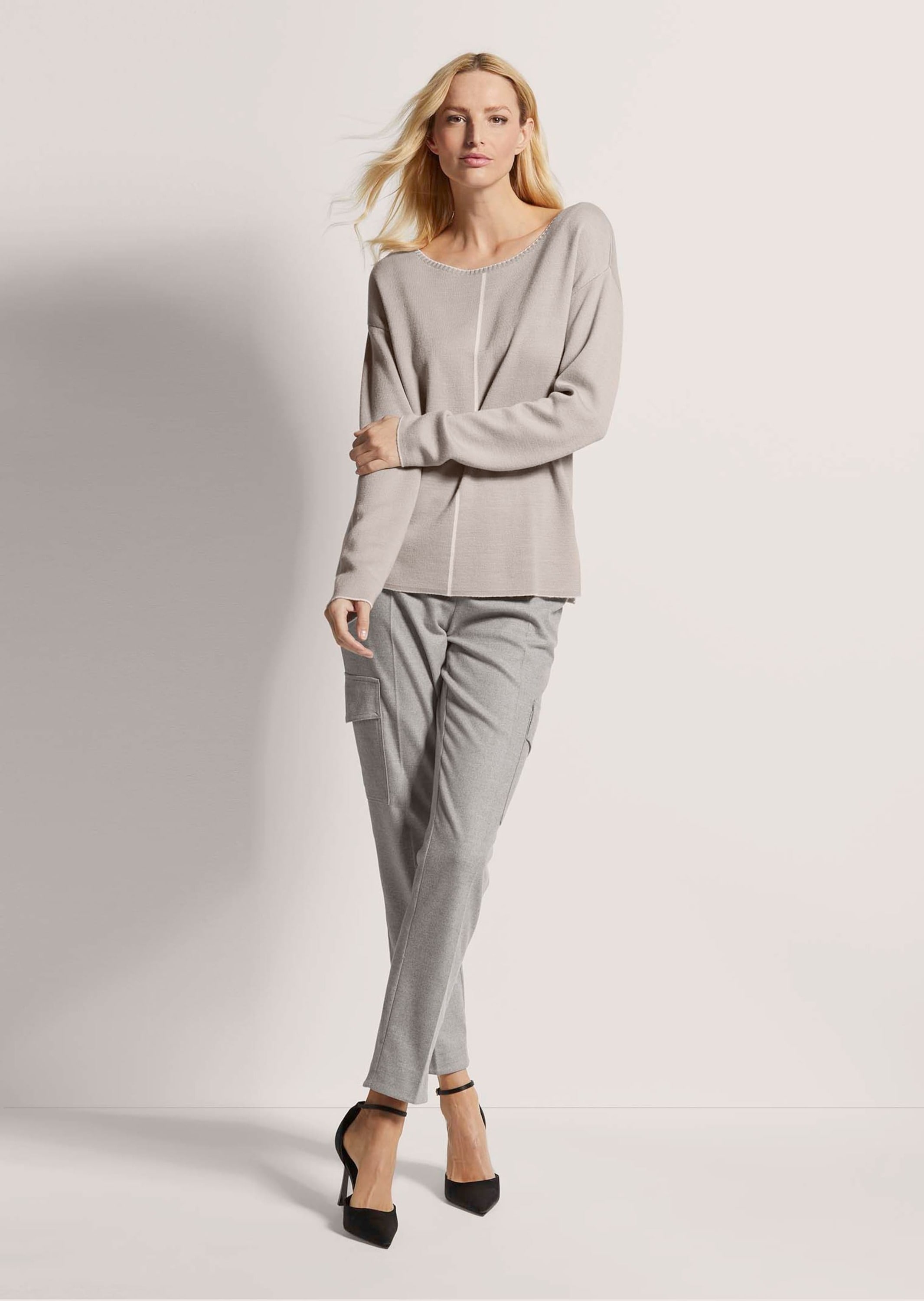 MADELEINE Longpullover »Pullover Rundhals-Pullover mit Kontrast-Details«