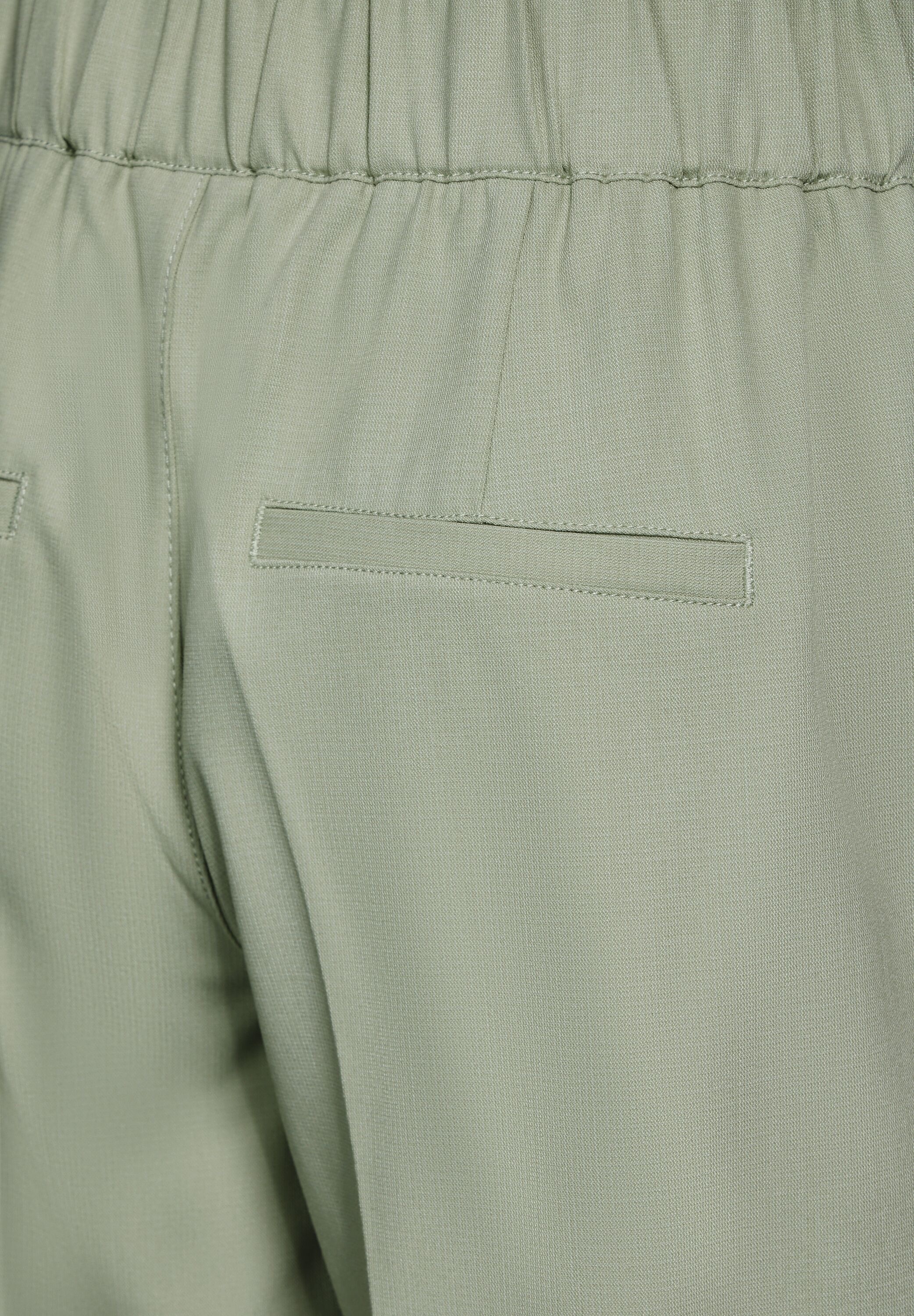 STREET ONE Shorts, im elastischen Materialmix