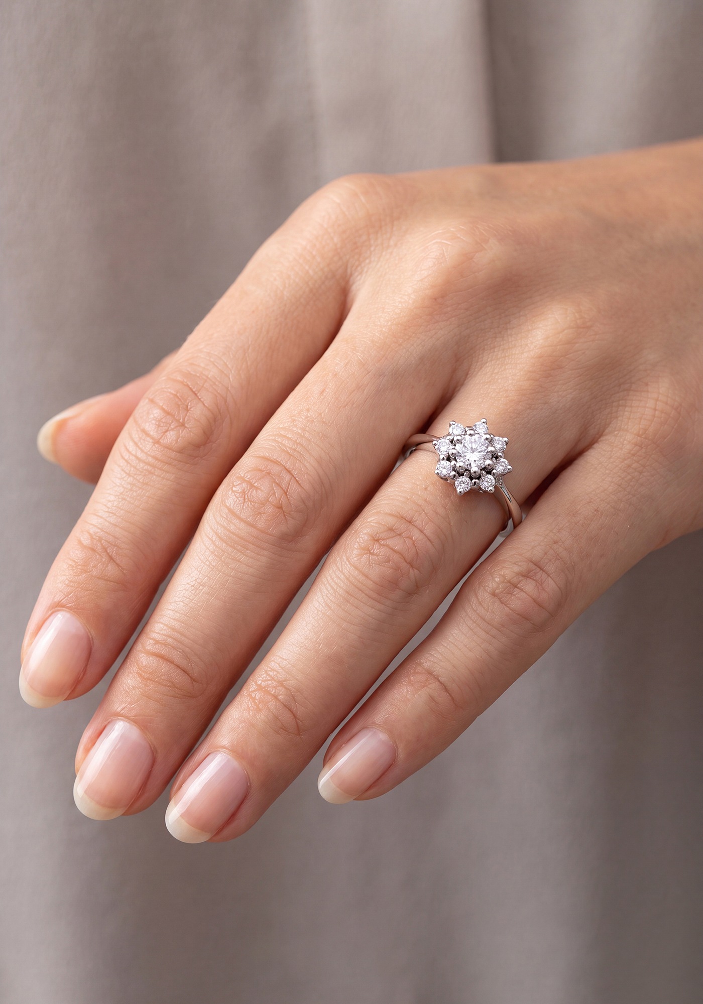 JOBO Silberring »Ring mit 9 Zirkonia« 925 Silber rhodiniert