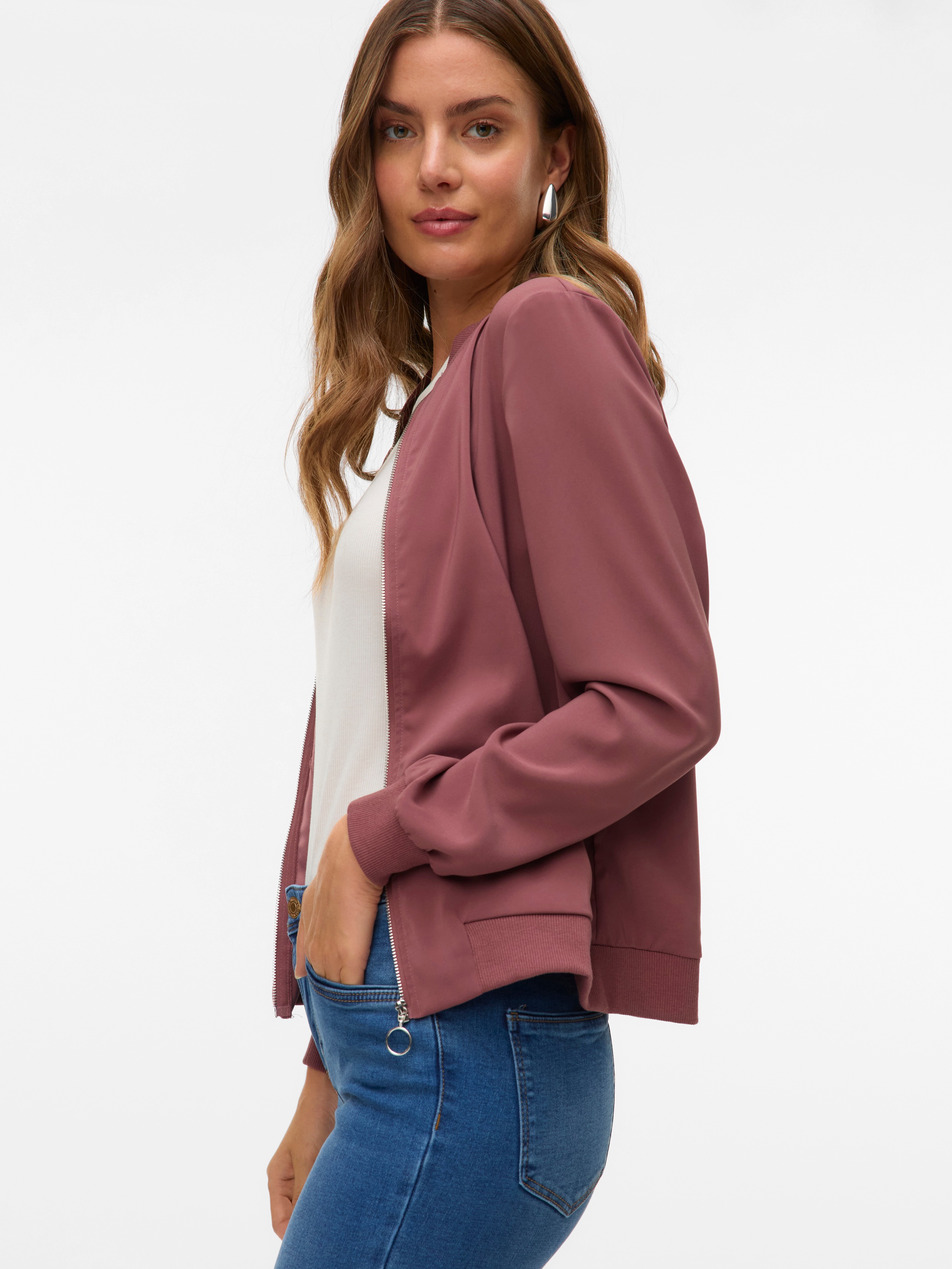 Thumbnail - Vero Moda Bomberjacke "VMCOCO L/S BOMBER NOOS" in modisch kurzer Form, mit Stretch