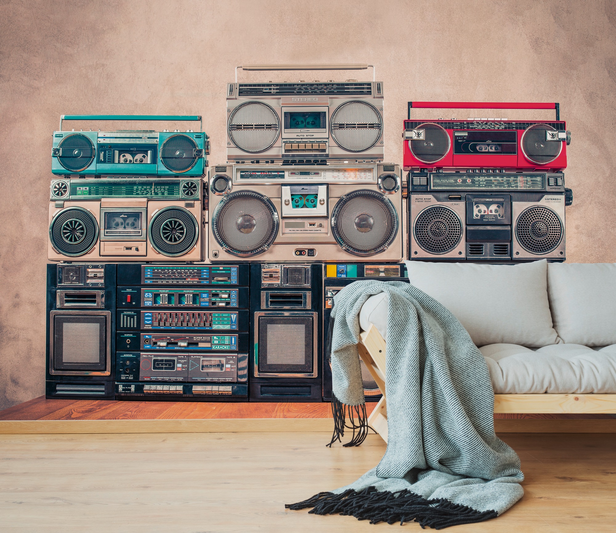 A.S. Création Vliestapete "Retrotapete Ghettoblaster Bunt Beige Vintage" matt strukturiert