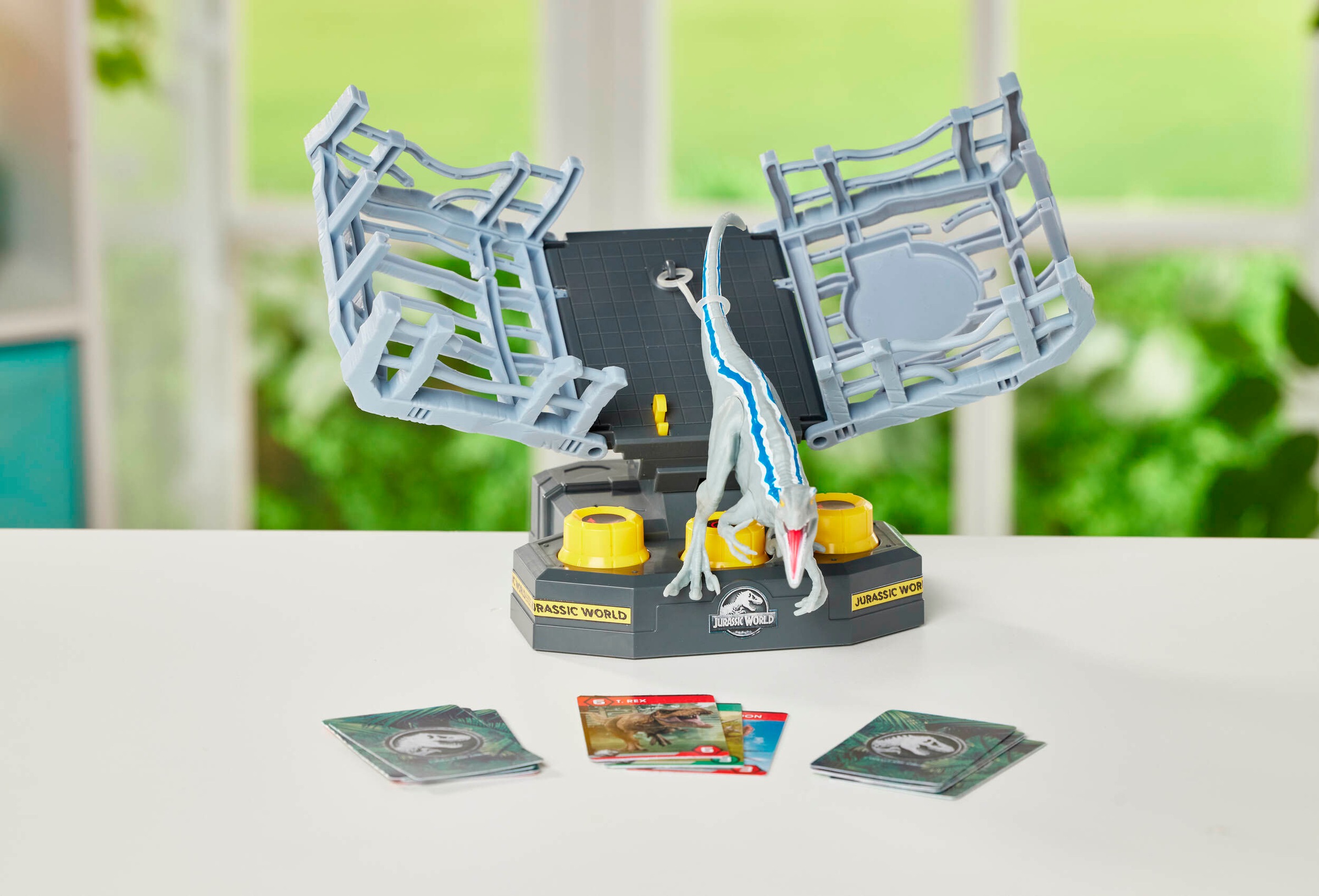 EPOCH Games Spiel »Jurassic World Cage Breaker«