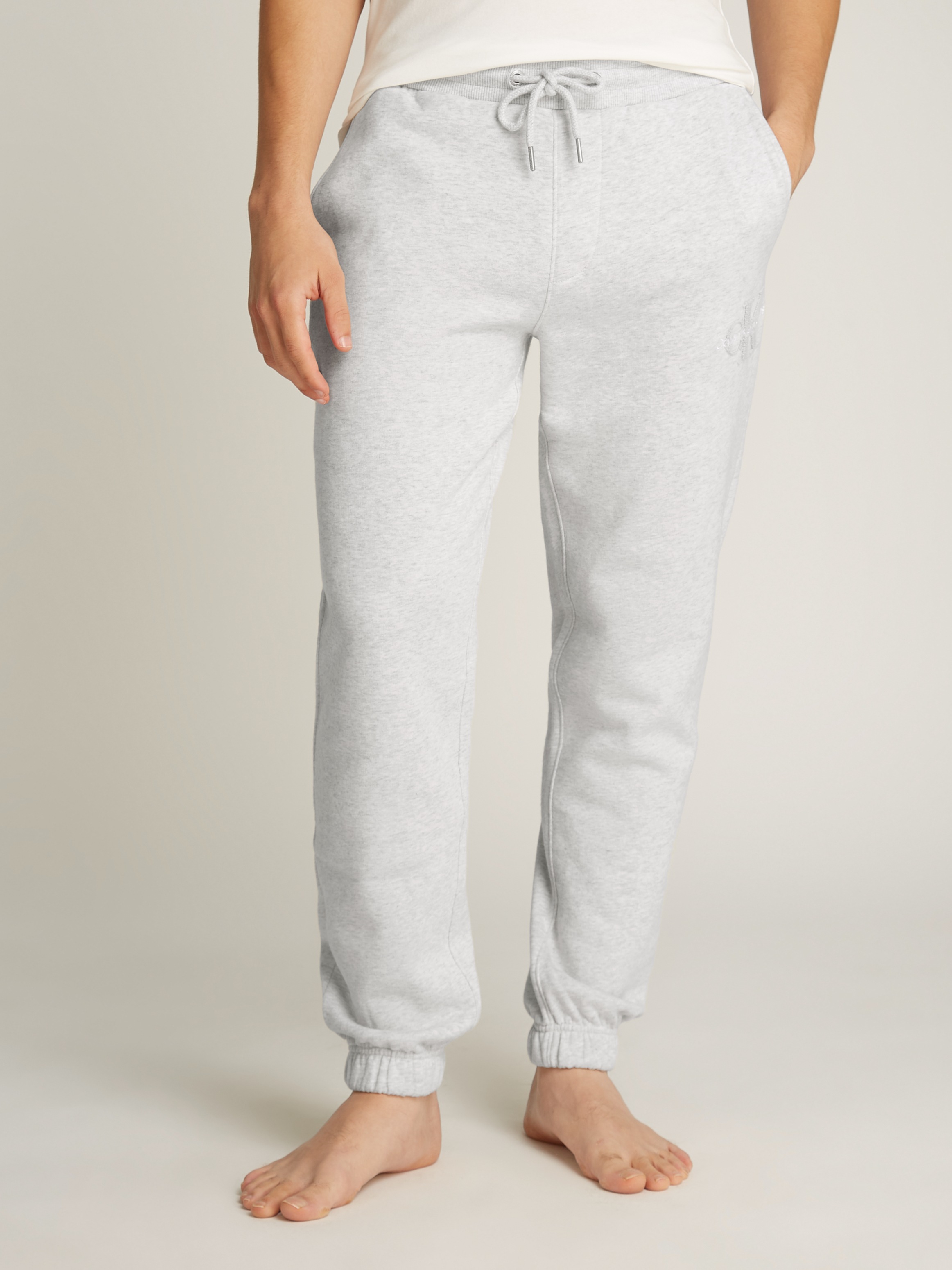 Calvin Klein Jeans "CHENILLE MONOLOGO SWEATPANT" mit Logostickerei günstig online kaufen