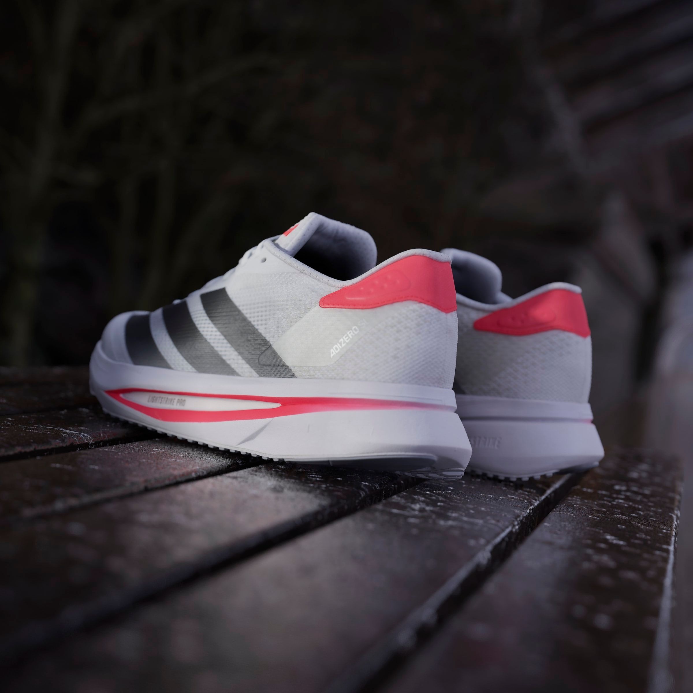 adidas Performance Laufschuh »ADIZERO SL2«, mit Lightstrike-Sohle